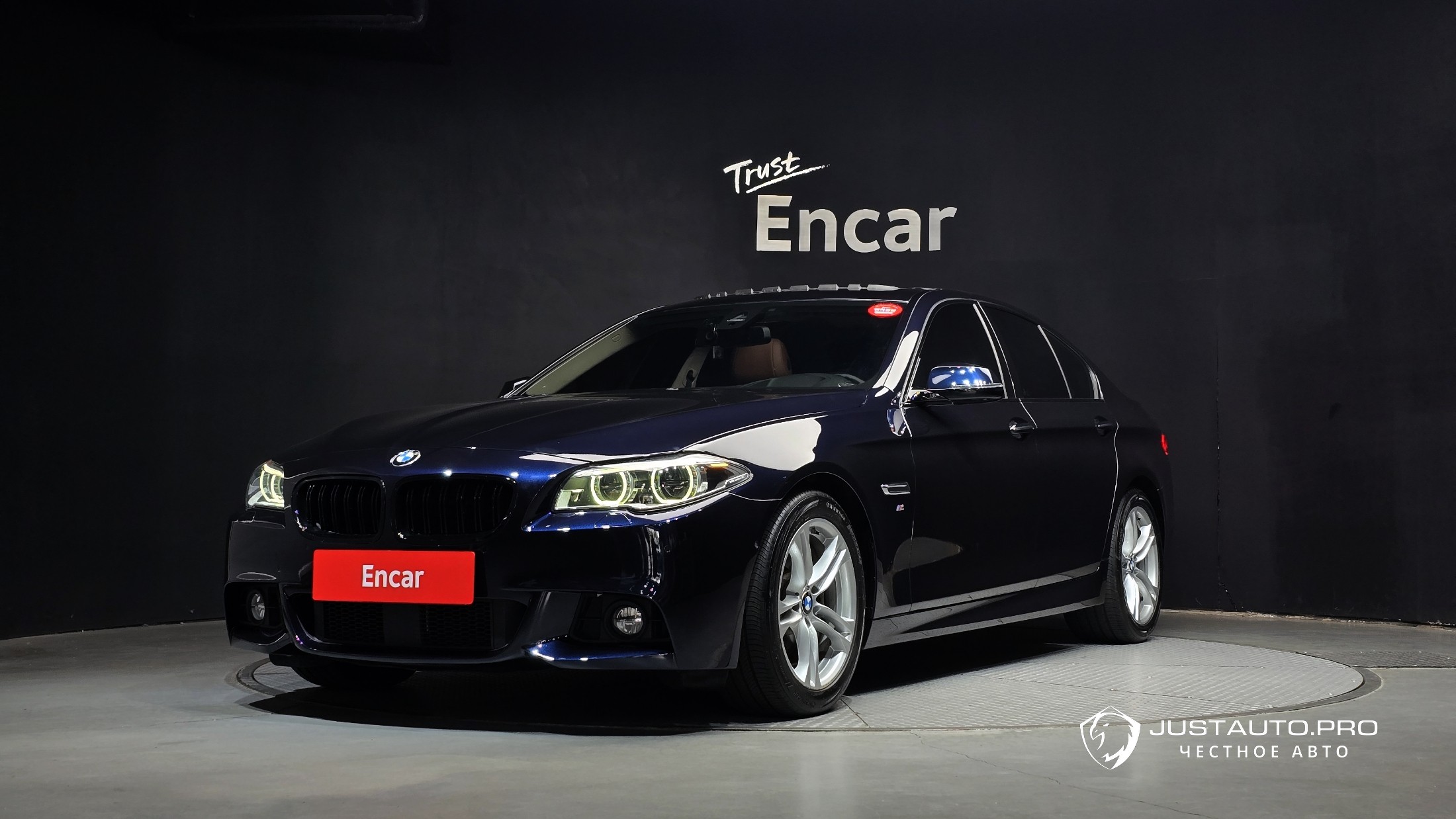 Автомобиль BMW 5-Series