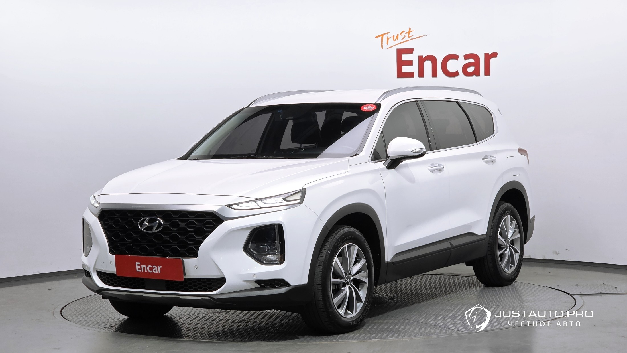 Автомобиль Hyundai Santafe