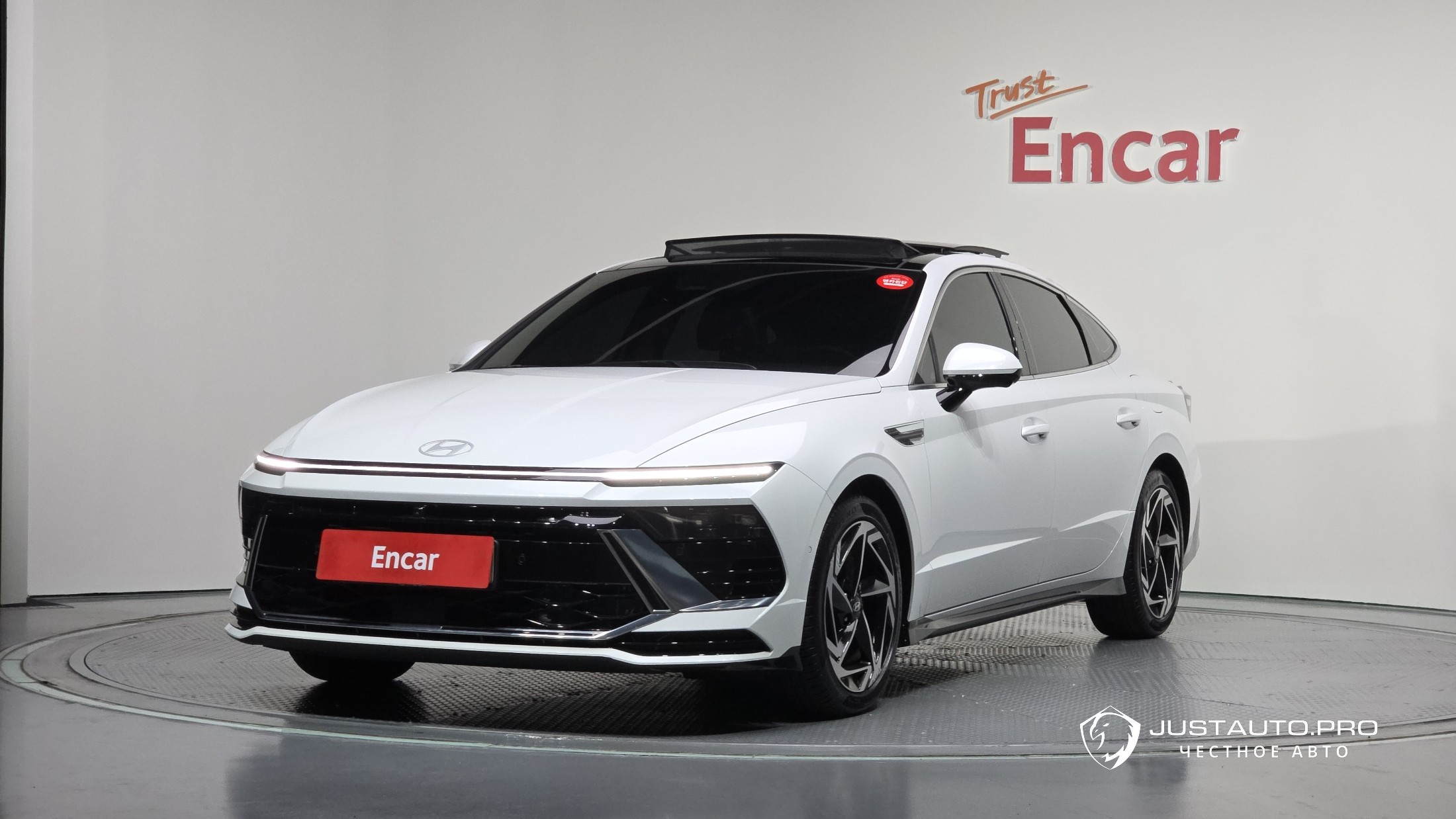 Автомобиль Hyundai Sonata