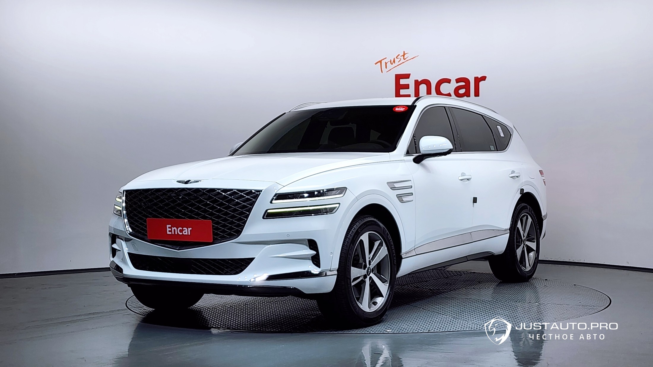 Автомобиль Genesis GV80