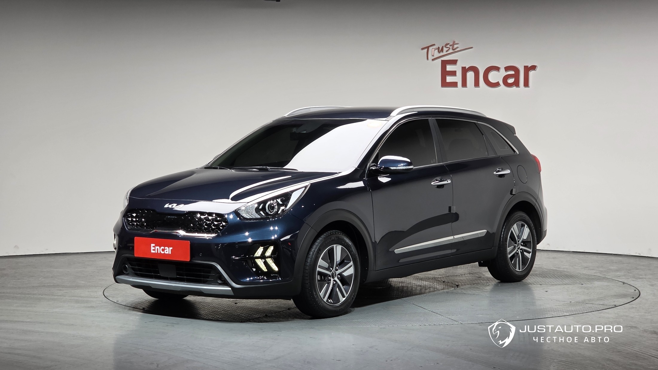 Автомобиль Kia Niro