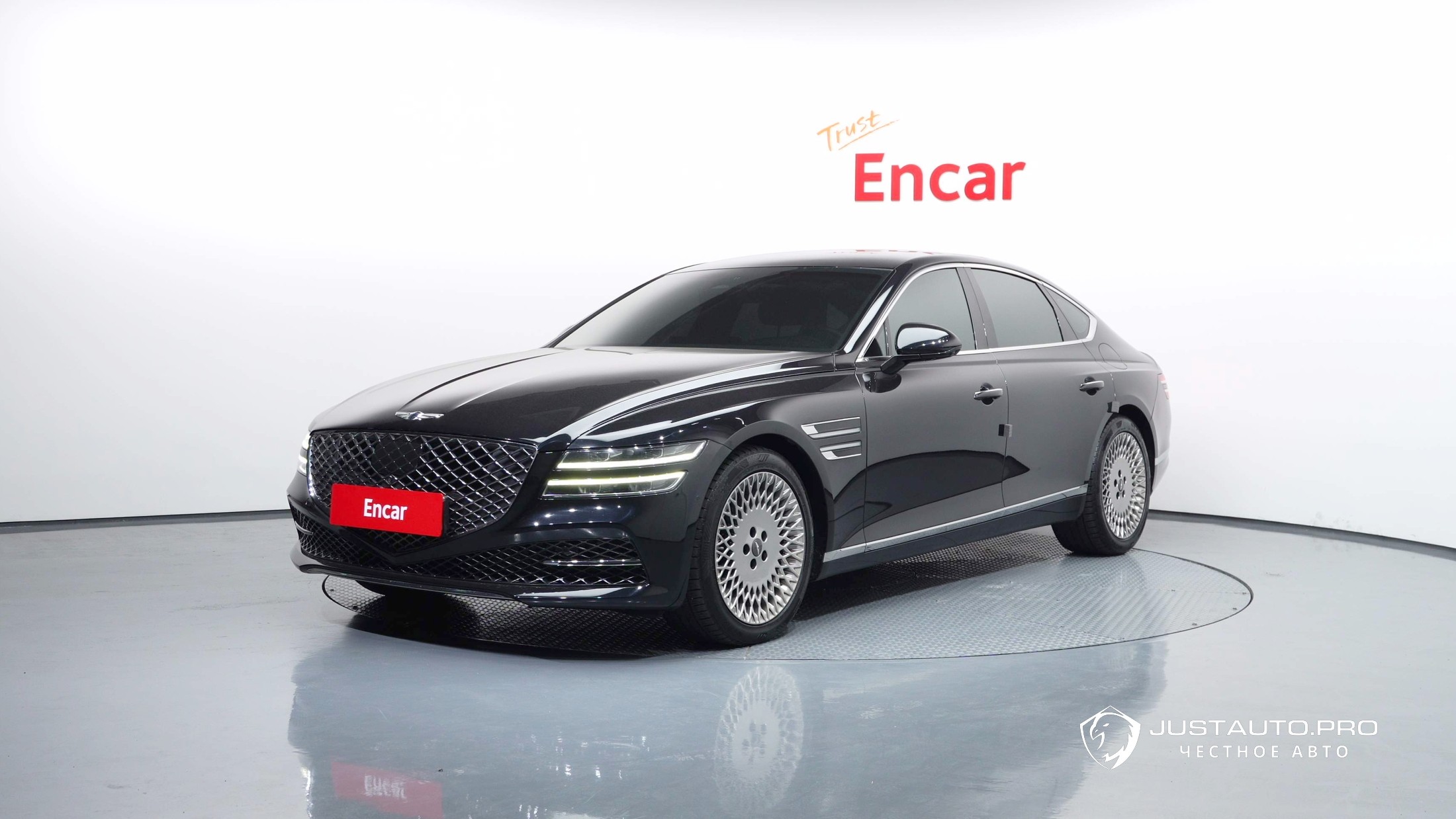 Автомобиль Genesis G80