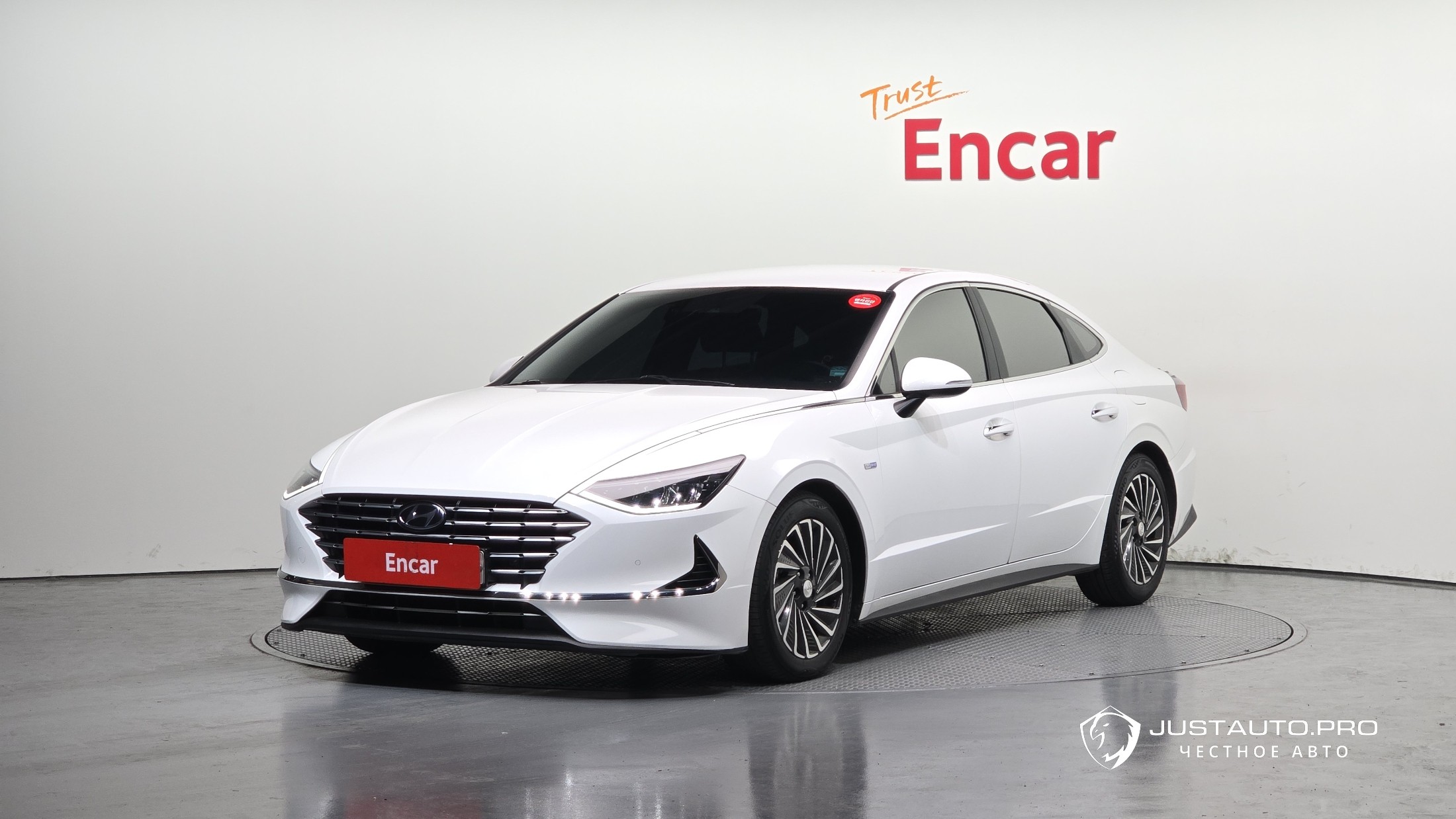 Автомобиль Hyundai Sonata