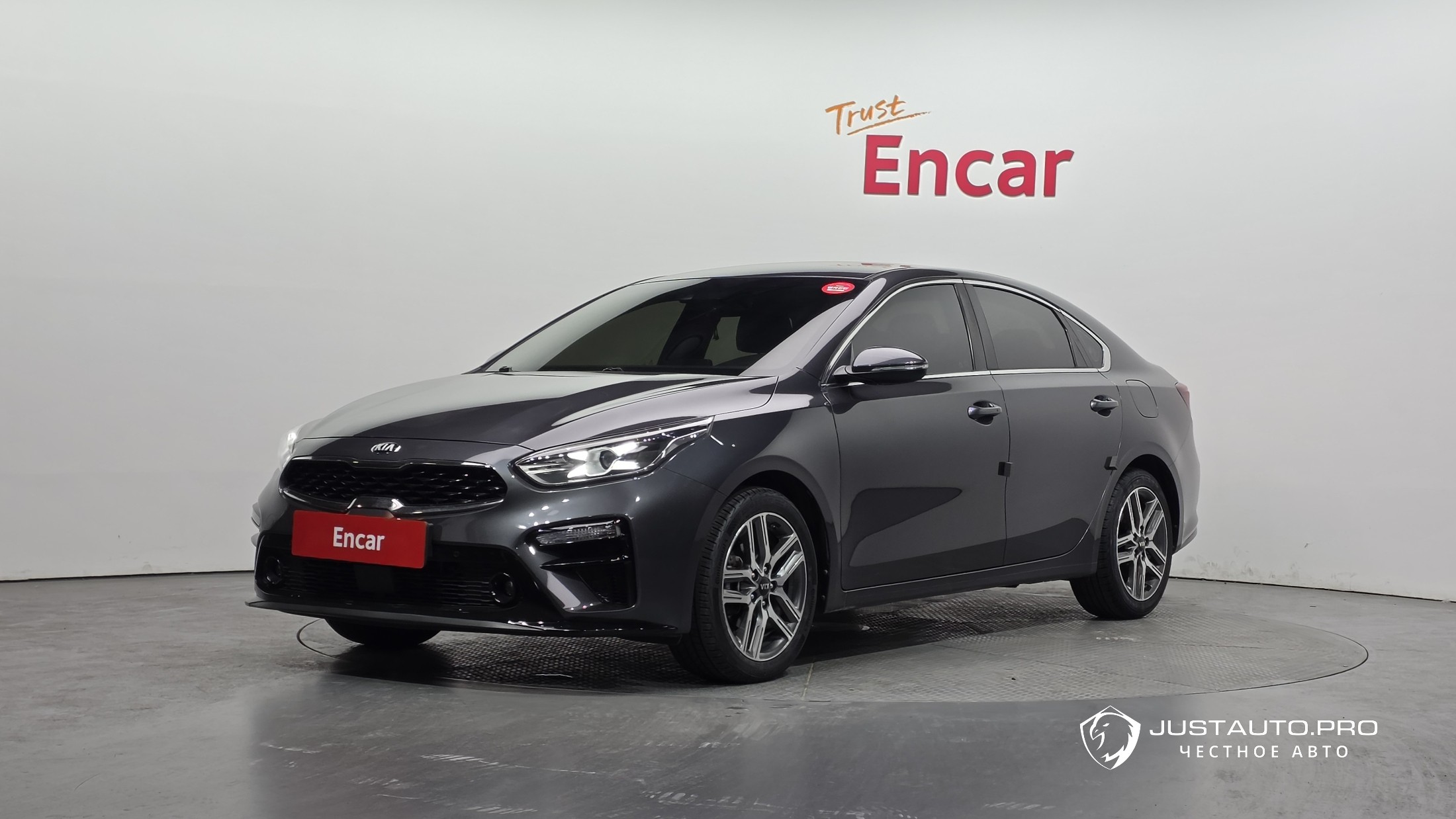 Автомобиль Kia K3