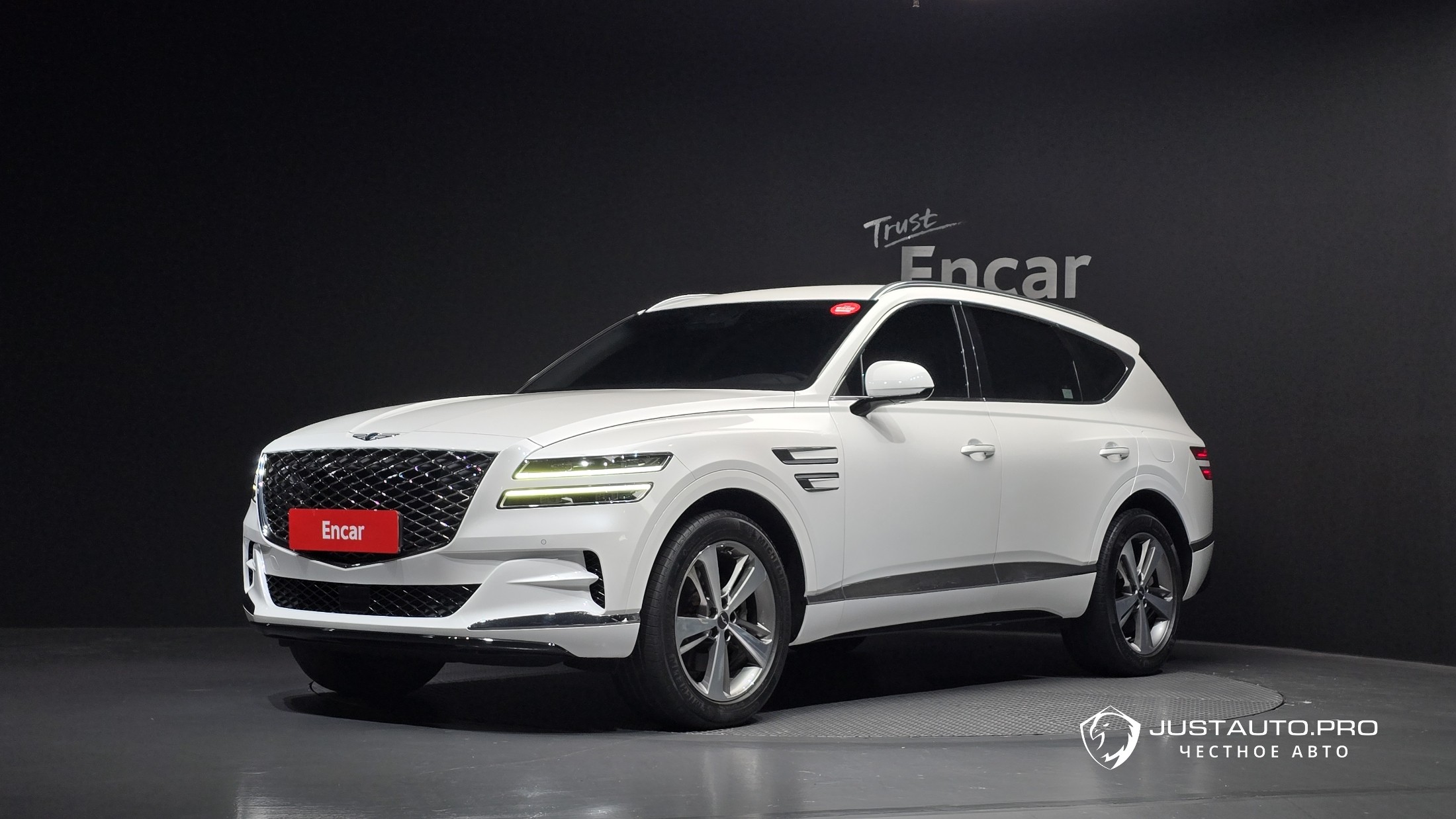 Автомобиль Genesis GV80