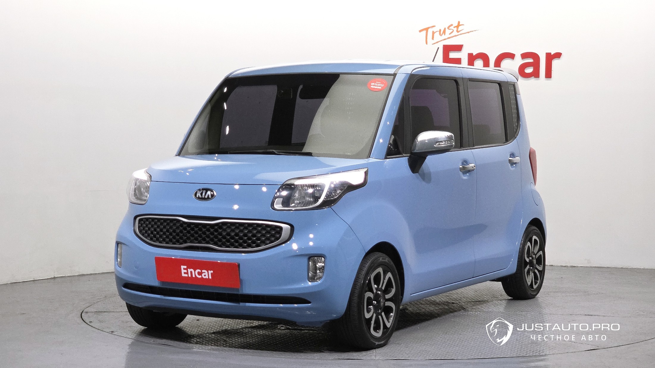 Автомобиль Kia RAY