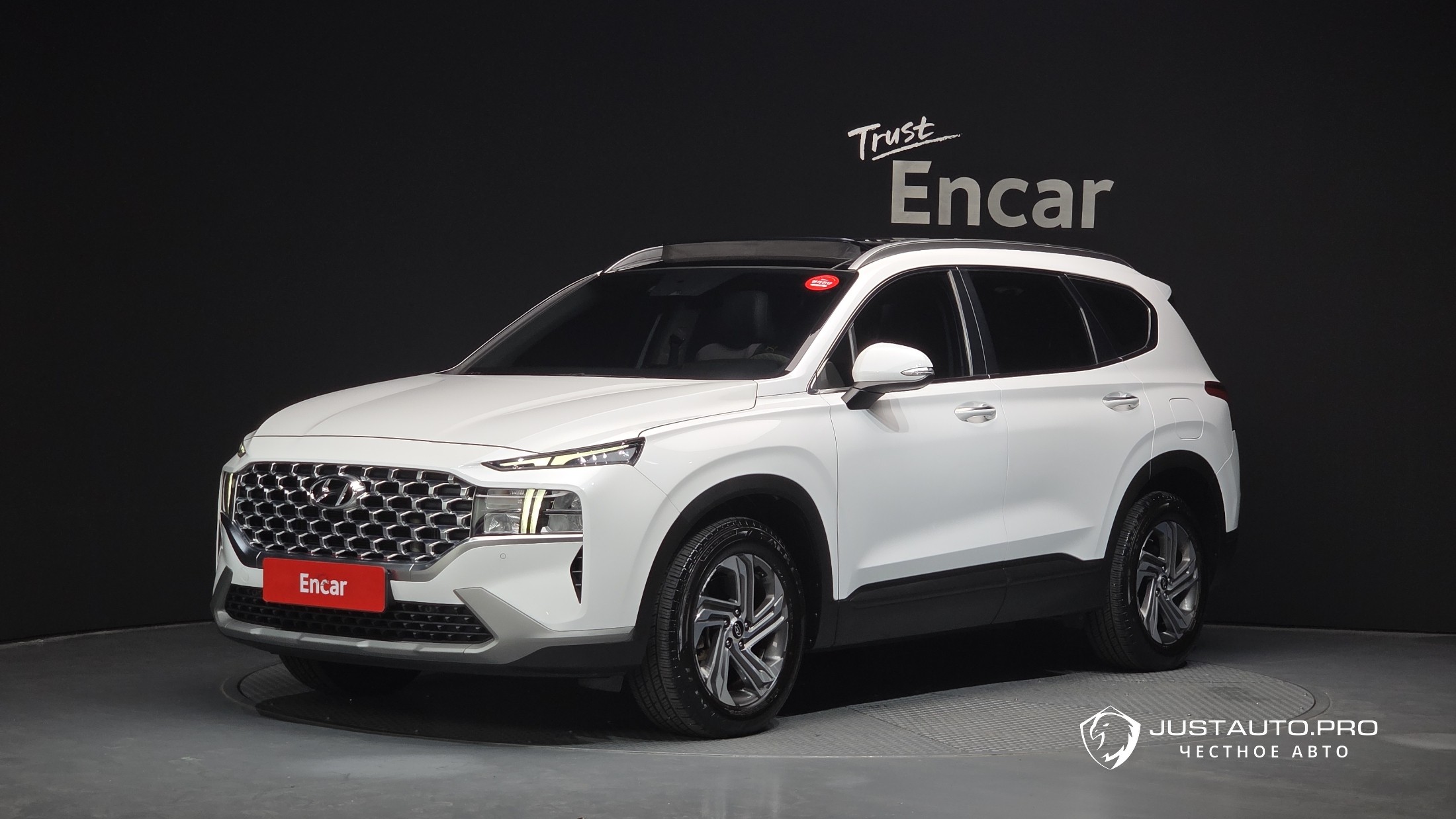 Автомобиль Hyundai Santafe