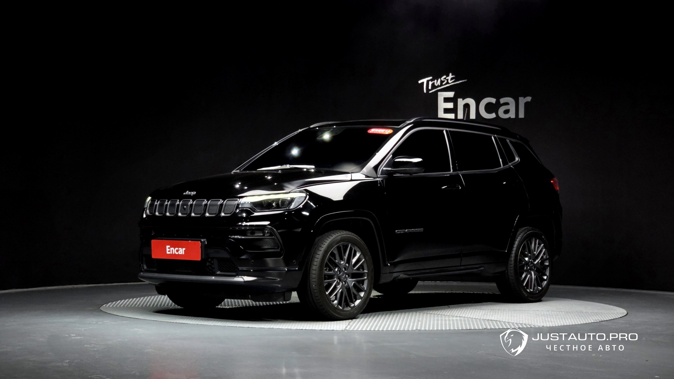Автомобиль Jeep Compass