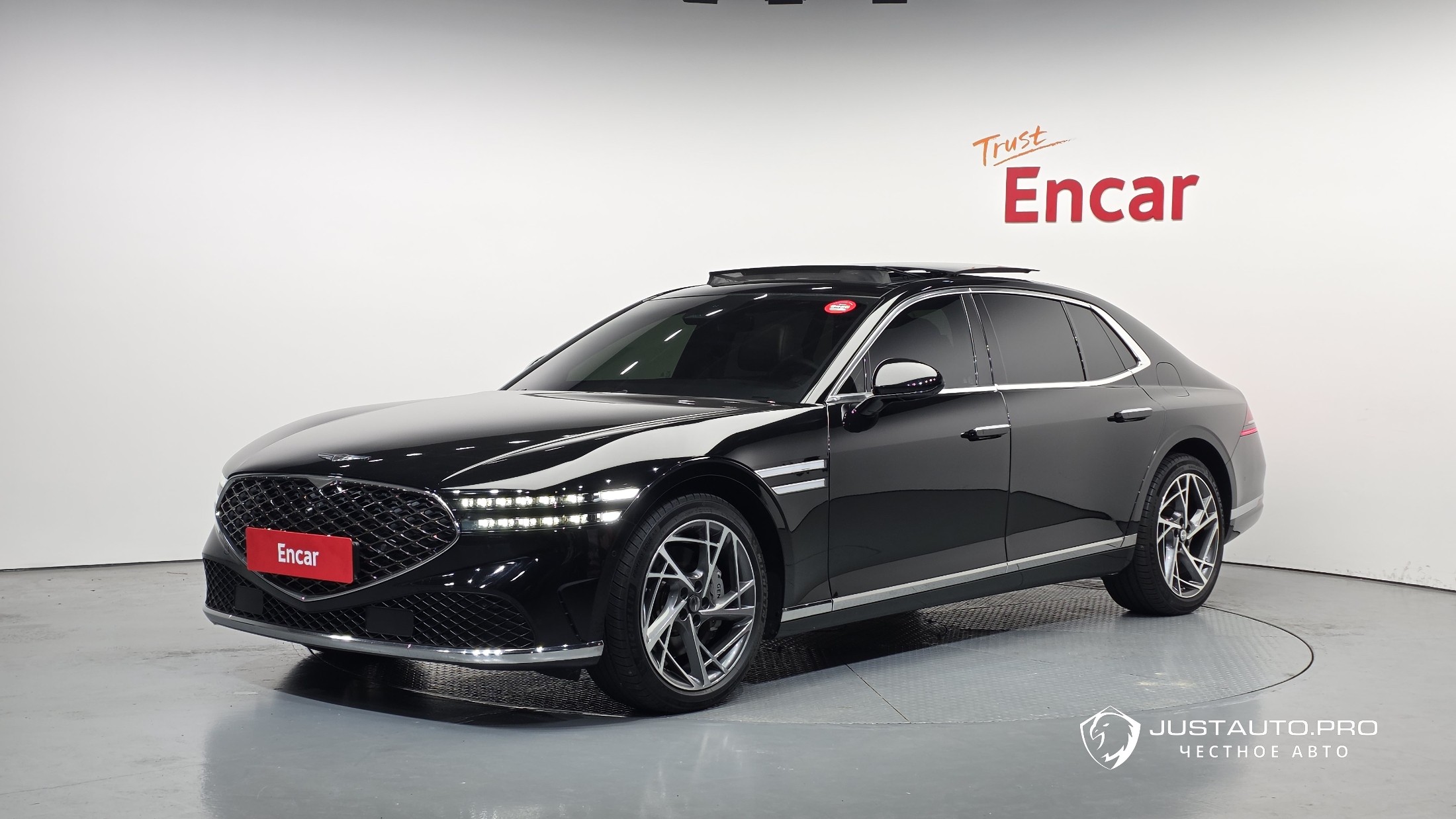 Автомобиль Genesis G90