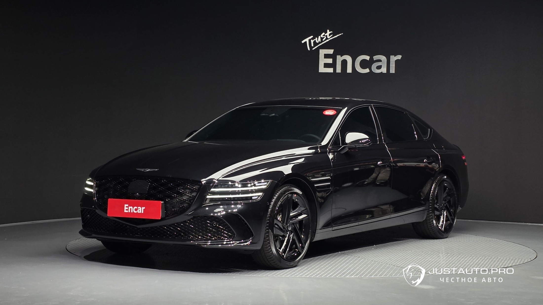 Автомобиль Genesis G80