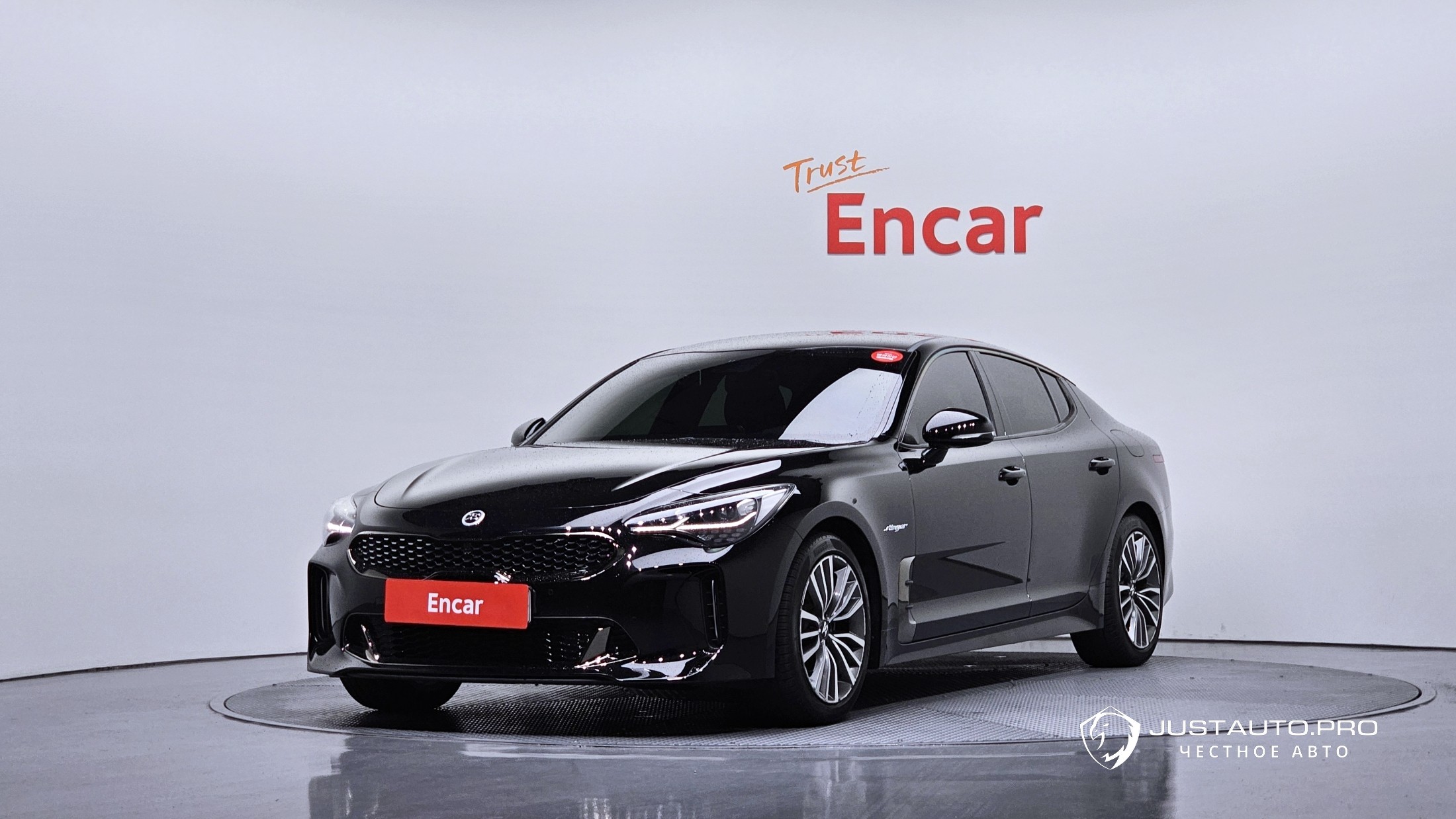 Автомобиль Kia Stinger