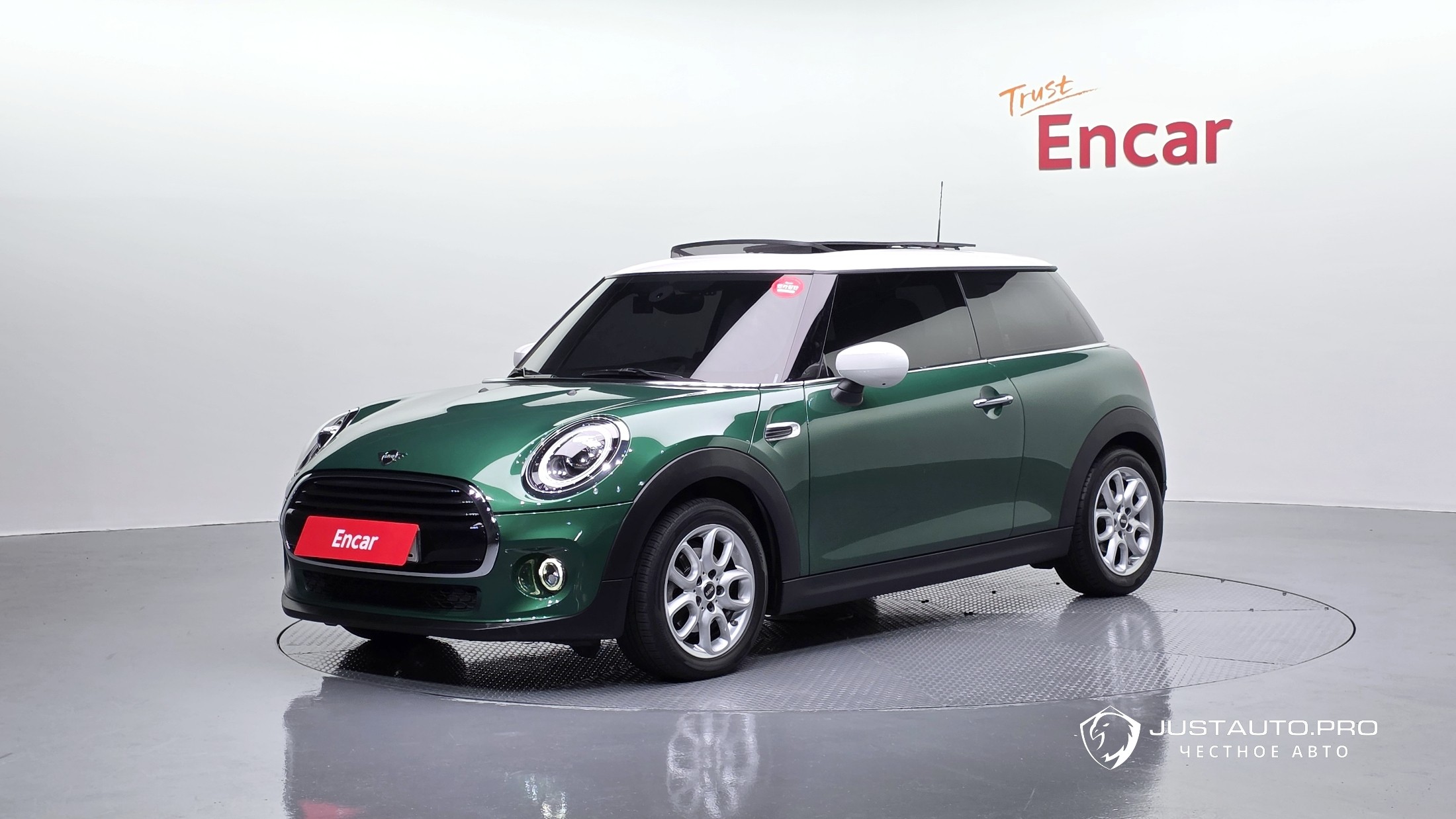 Автомобиль Mini Cooper