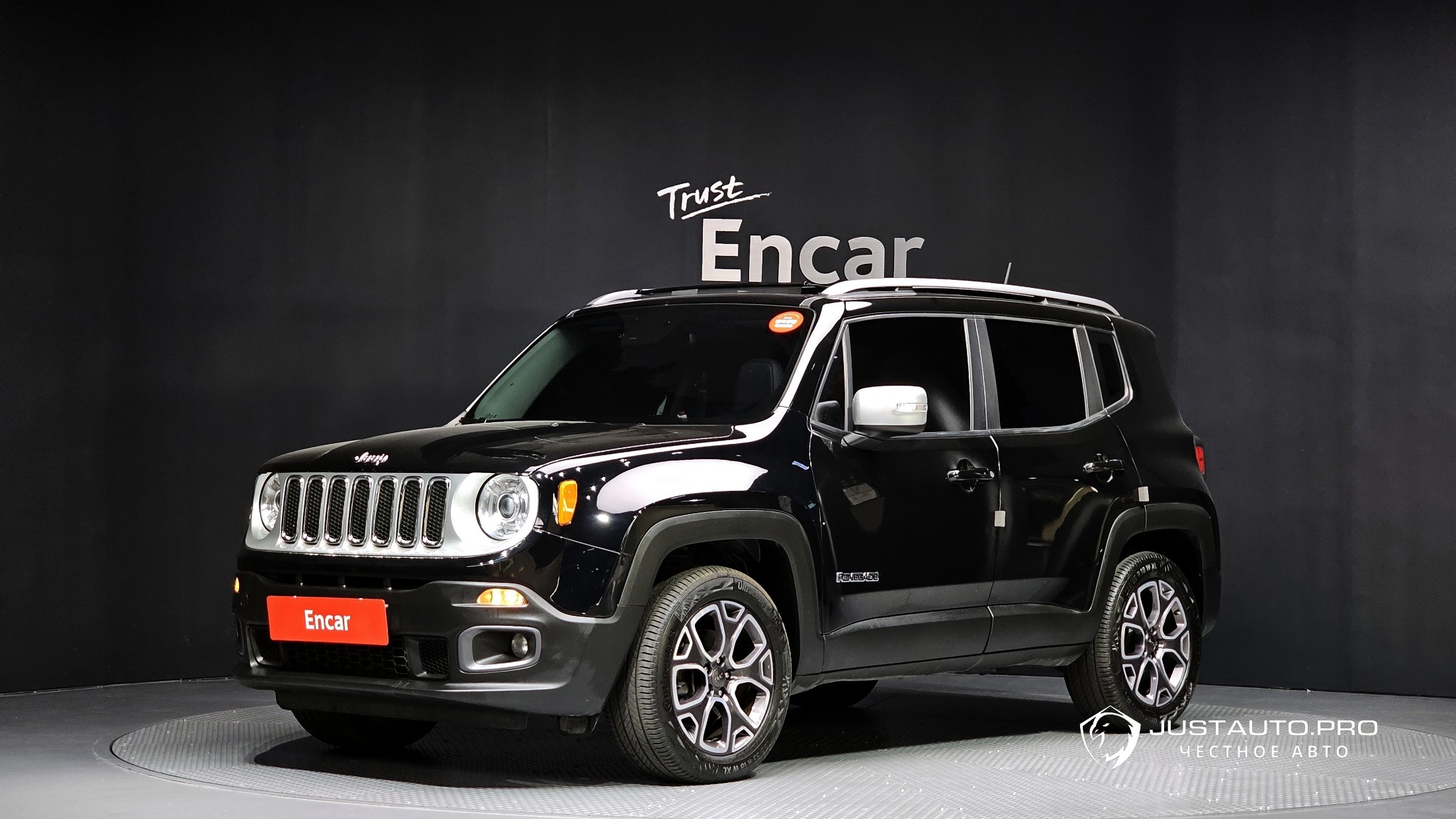 Автомобиль Jeep Renegade
