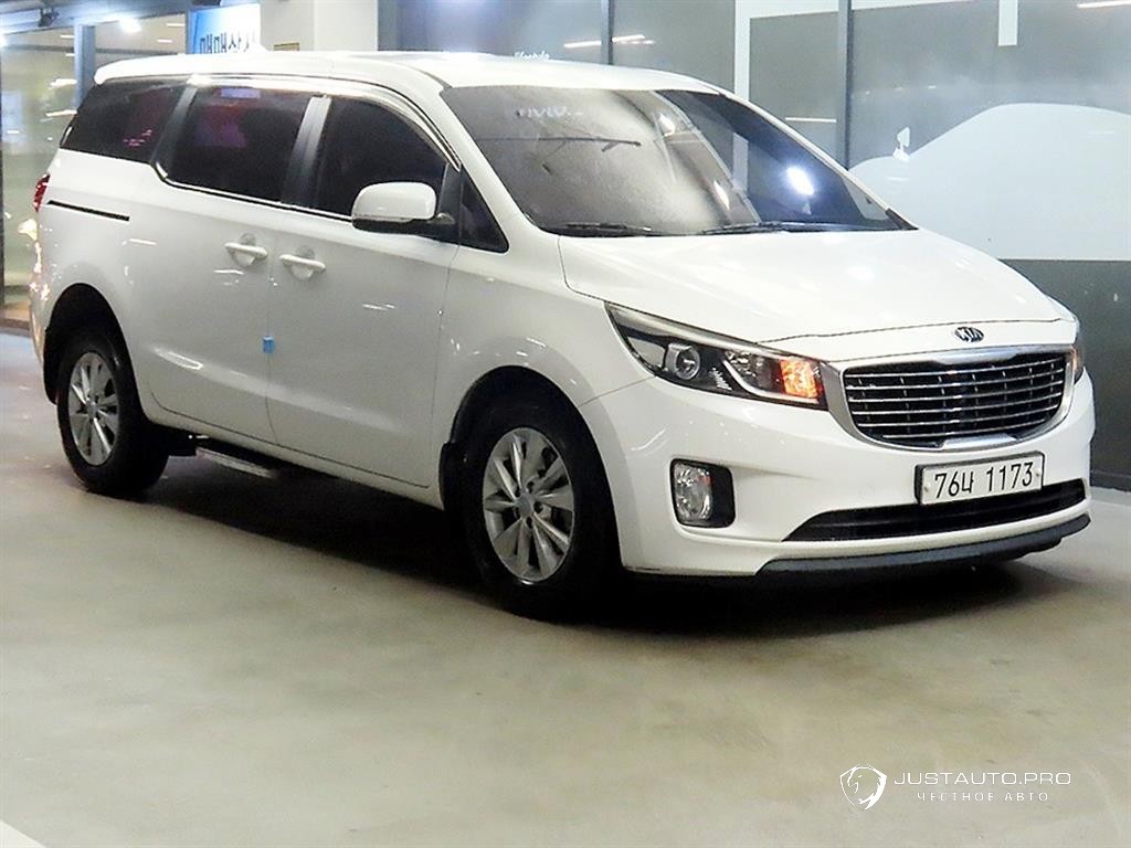 Автомобиль Kia Canival