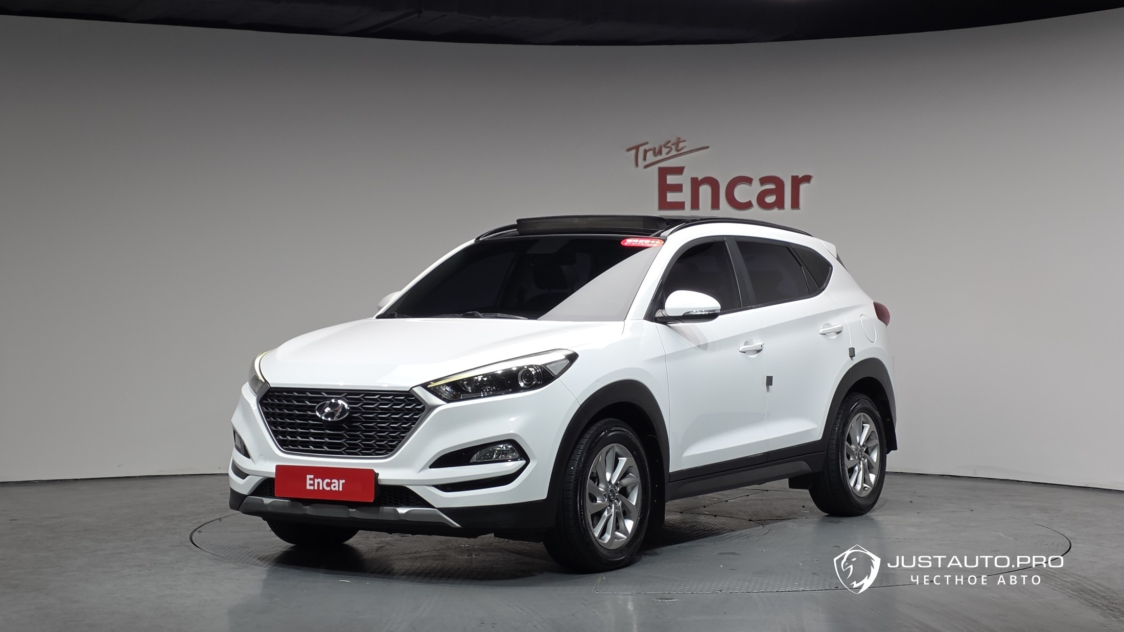 Автомобиль Hyundai Tucson