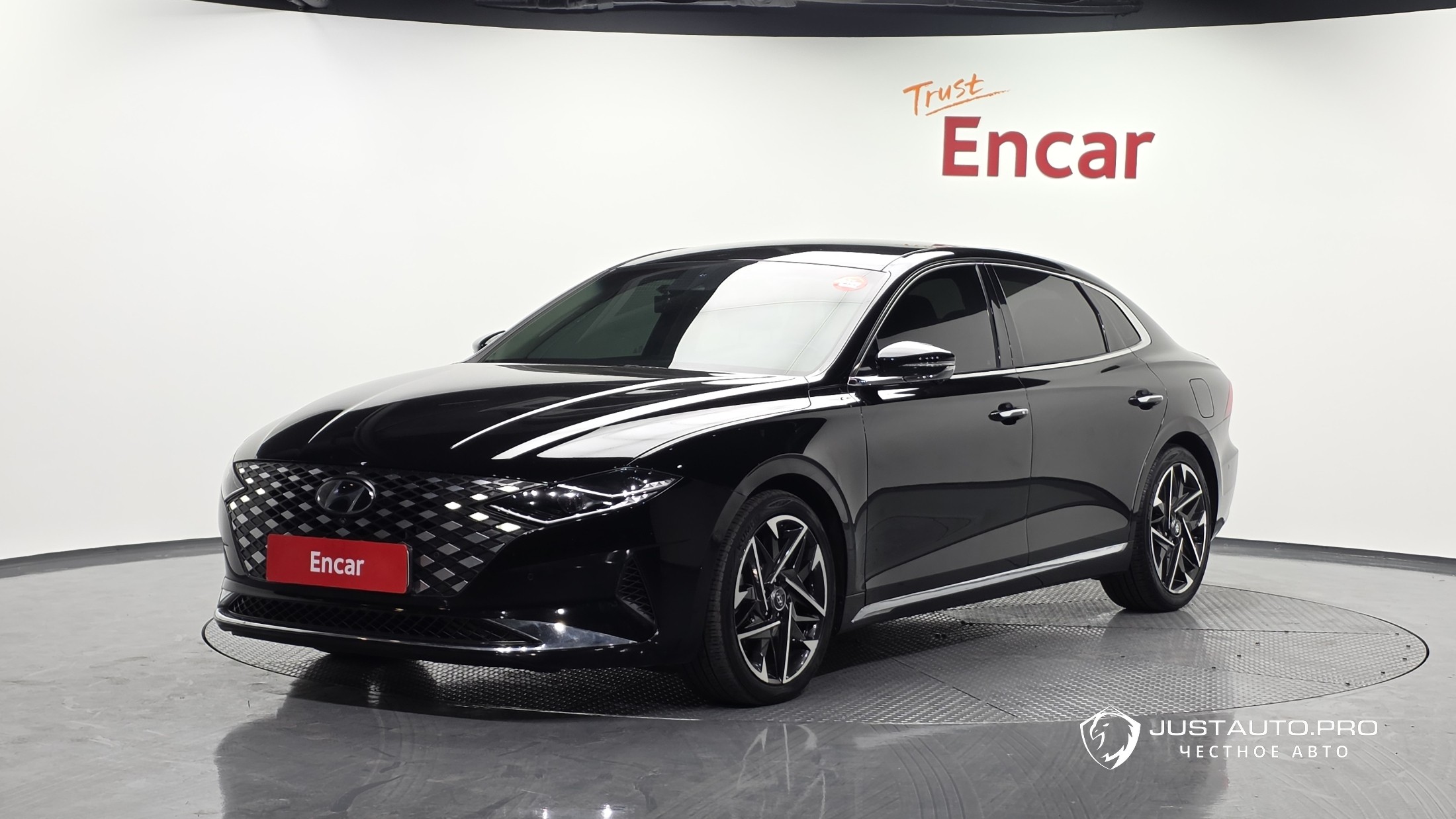 Автомобиль Hyundai Grandeur