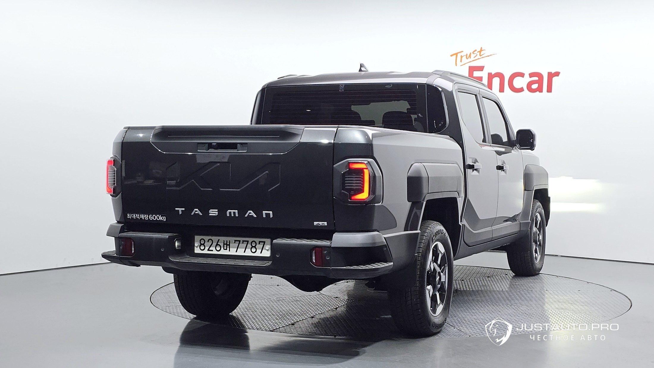 Автомобиль Kia Tasman