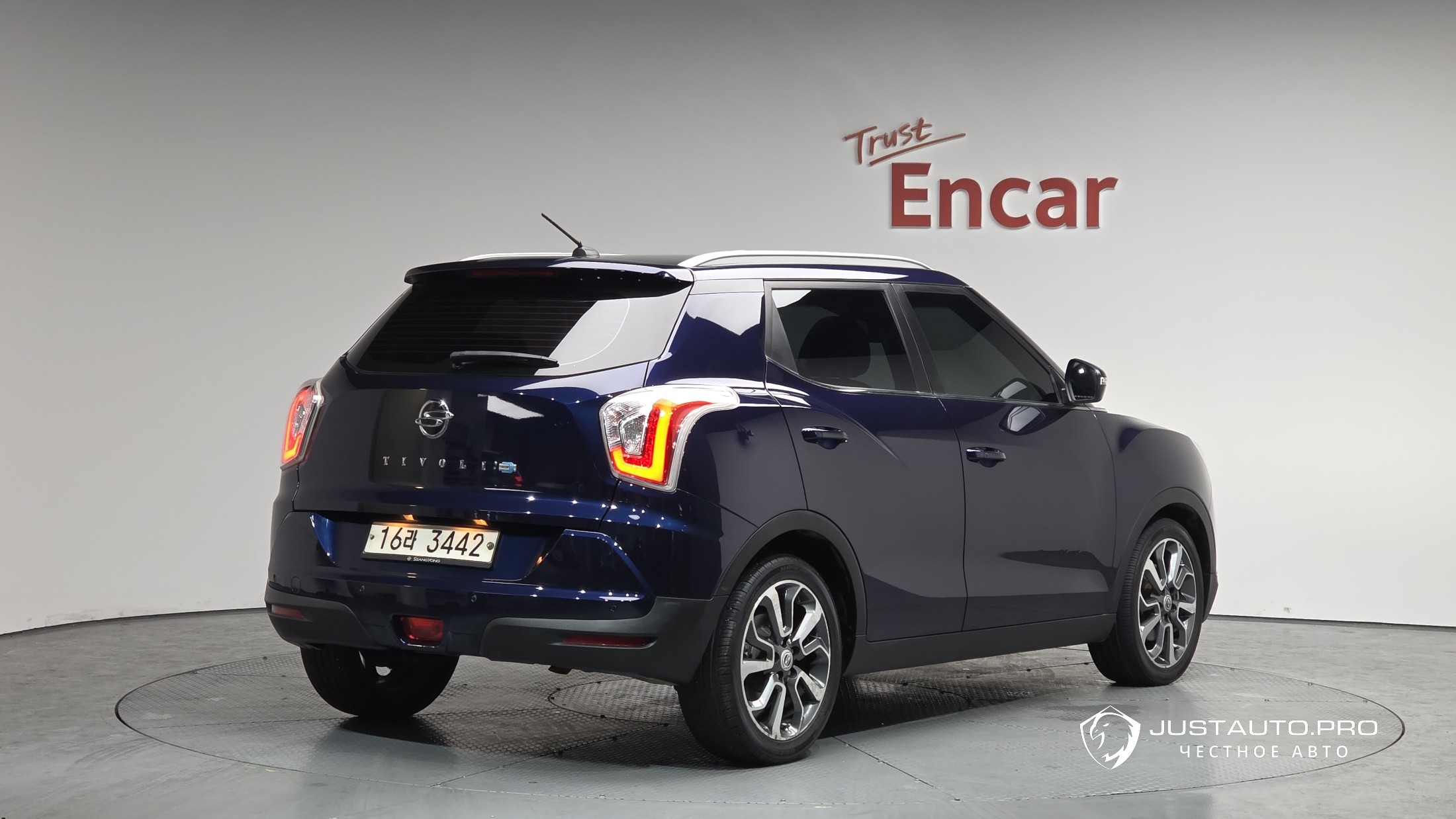 Автомобиль KG_Mobility_Ssangyong TIBOLI