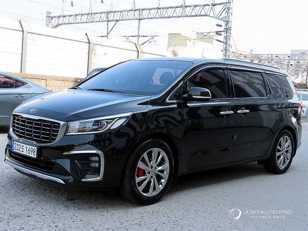 Автомобиль Kia Canival