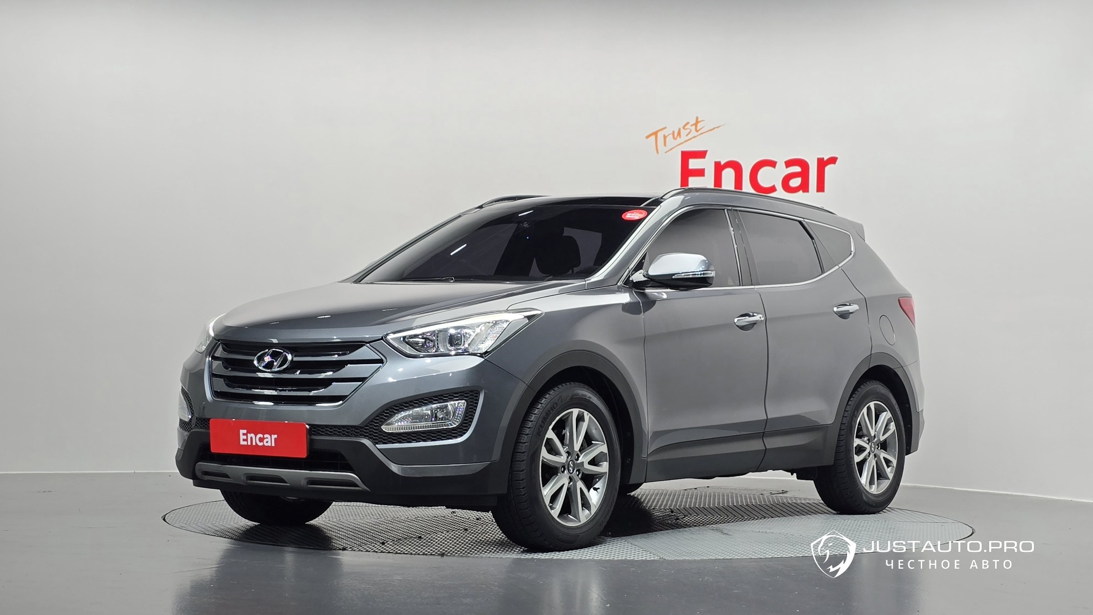 Автомобиль Hyundai Santafe