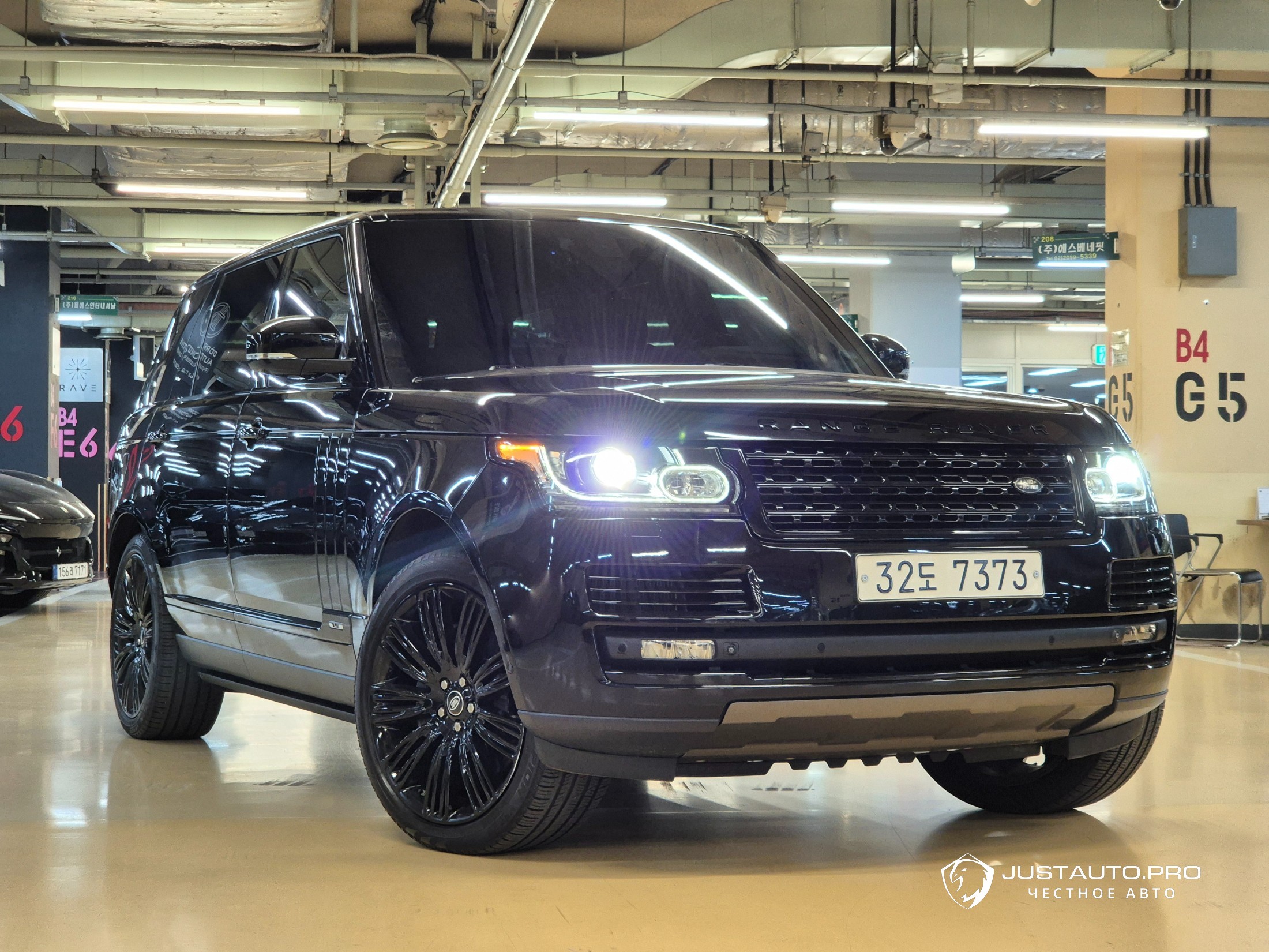 Автомобиль Land Rover Range Rover