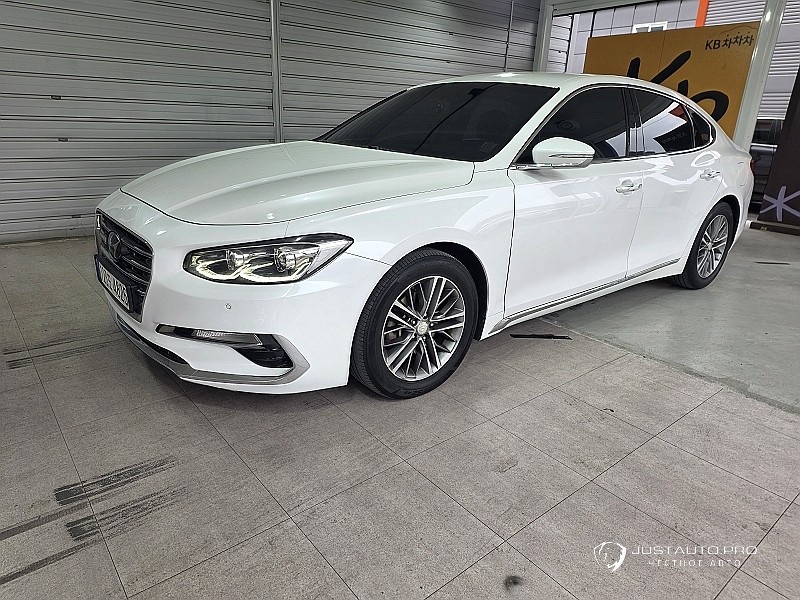 Автомобиль Hyundai Grandeur