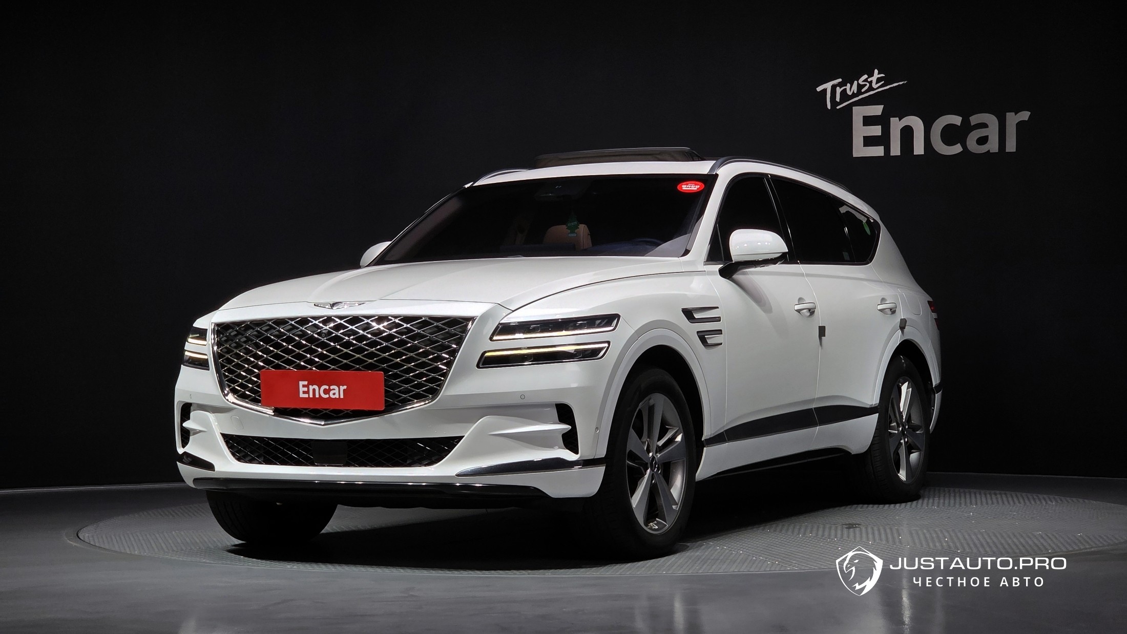 Автомобиль Genesis GV80