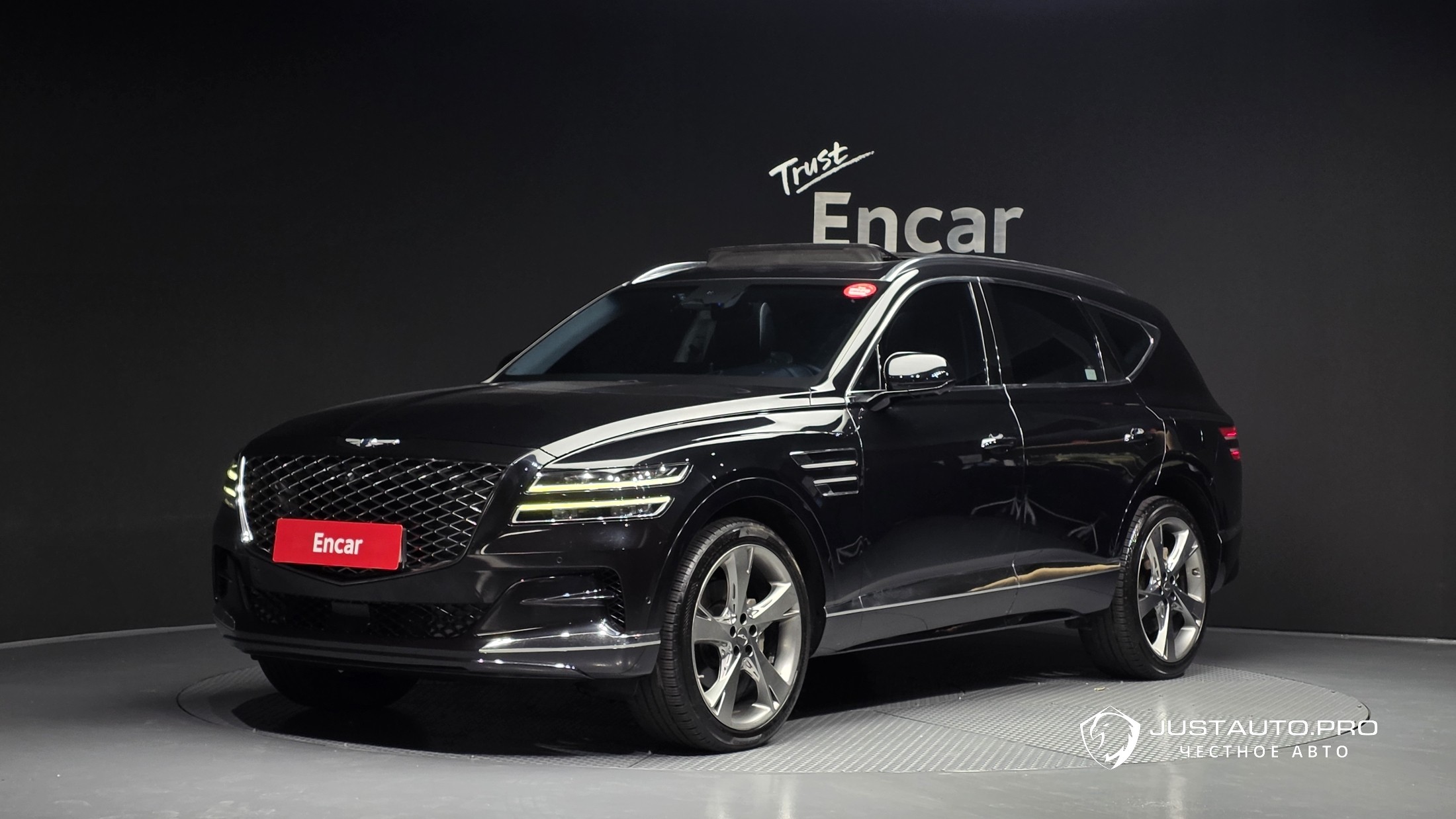 Автомобиль Genesis GV80