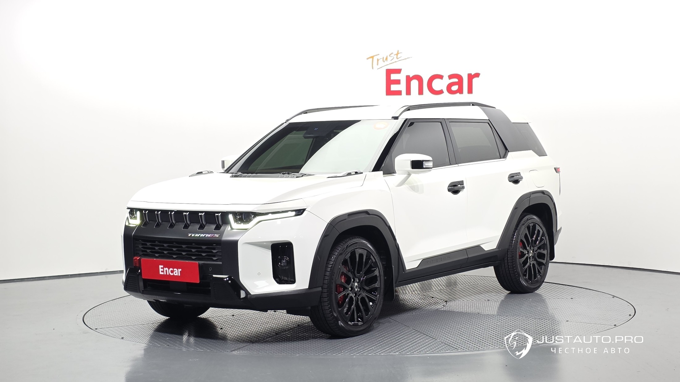 Автомобиль KG_Mobility_Ssangyong Torres