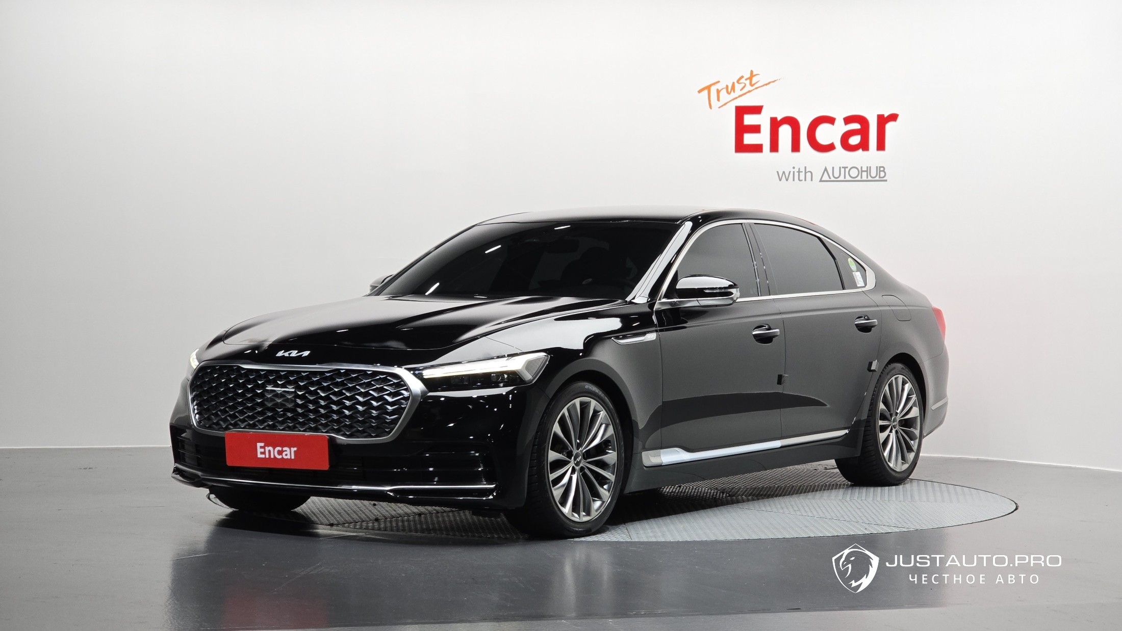 Автомобиль Kia K9