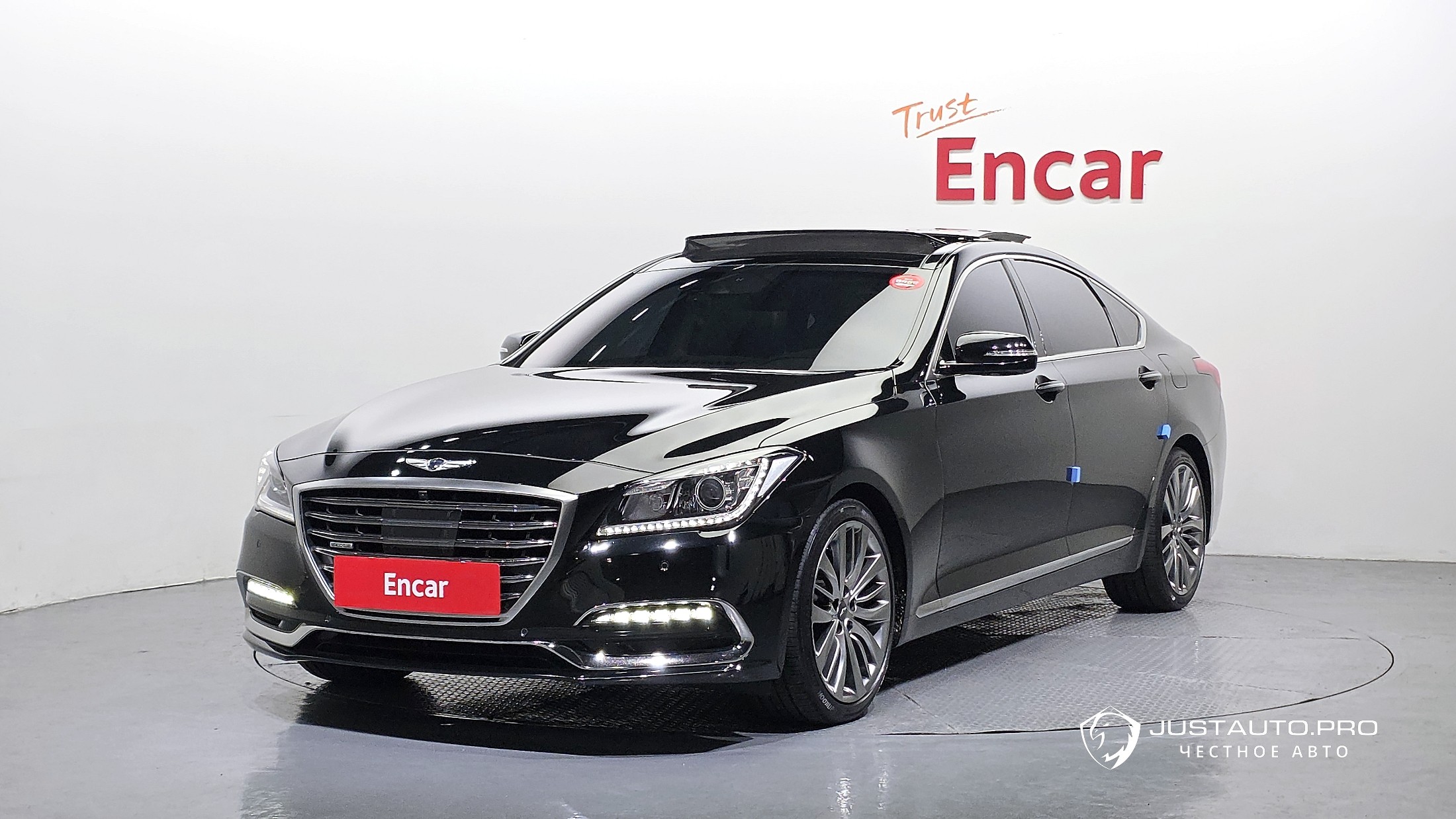 Автомобиль Genesis G80