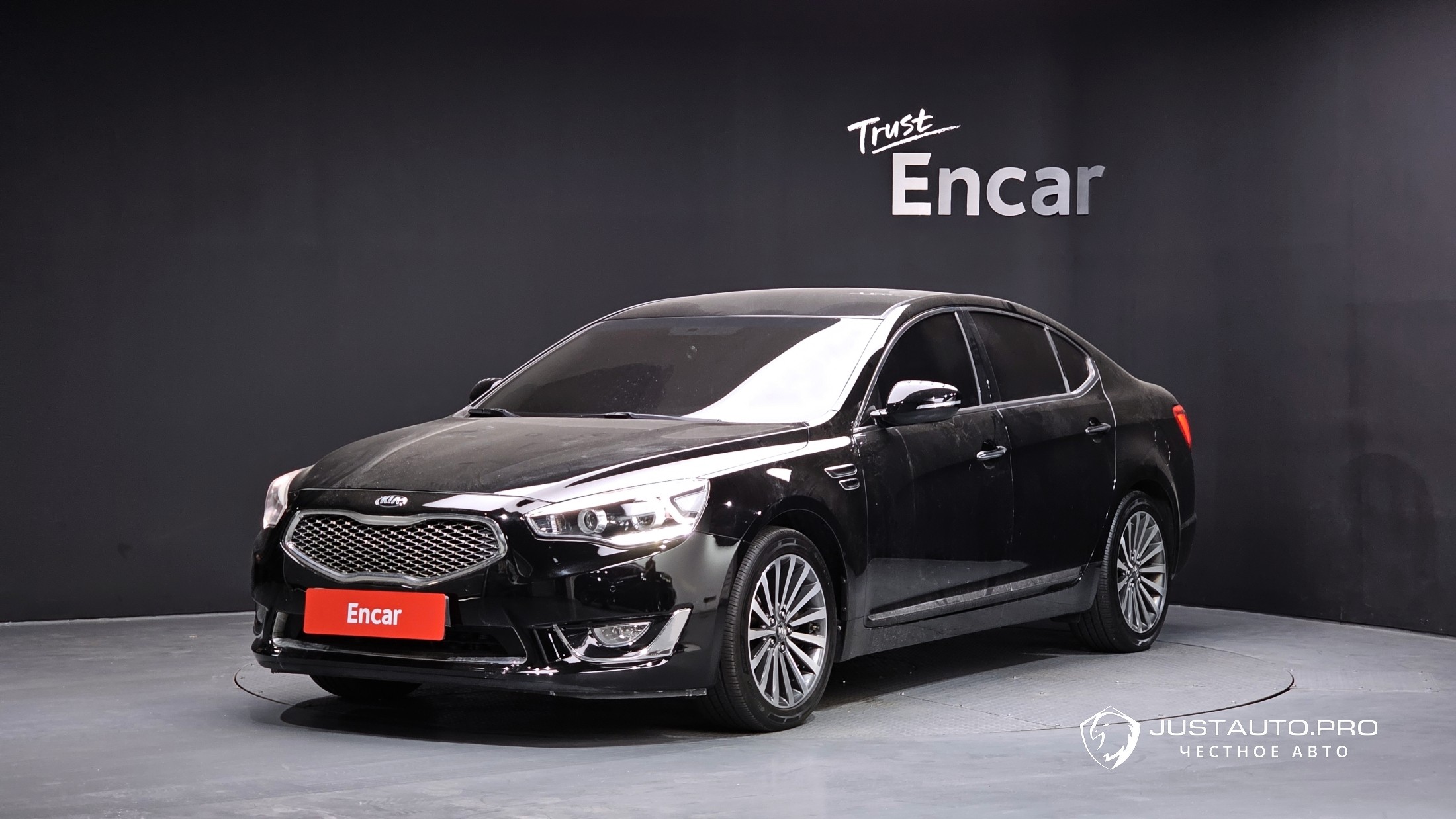 Автомобиль Kia K7