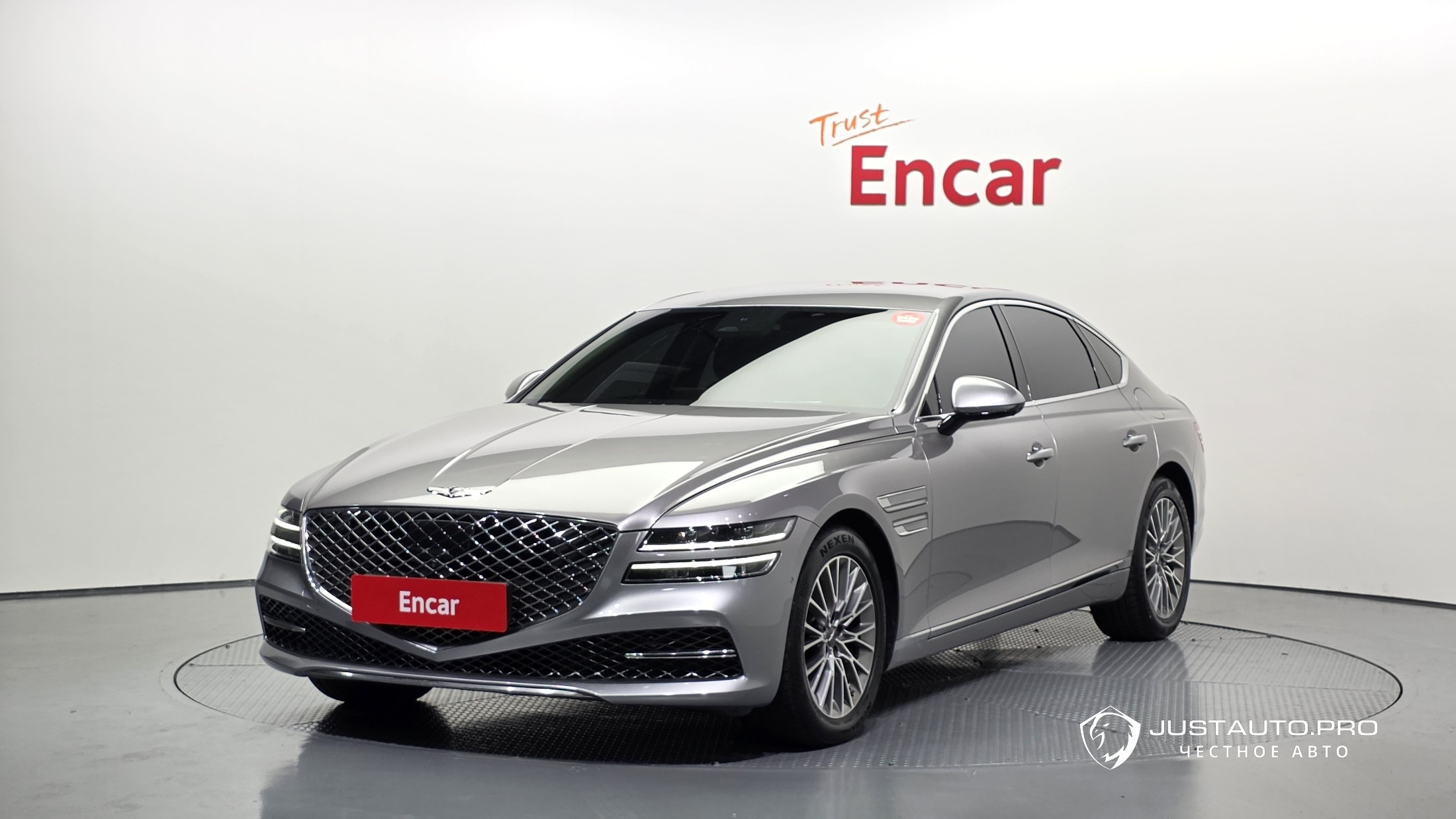 Автомобиль Genesis G80