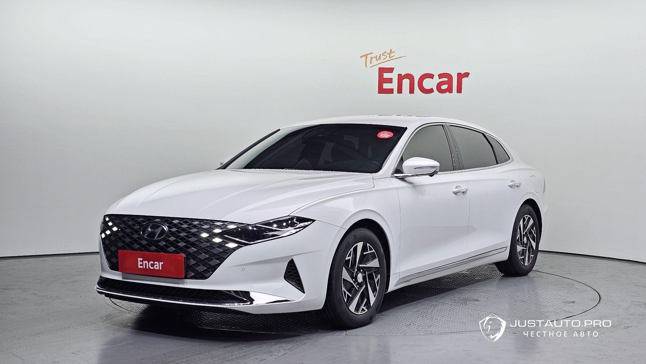Автомобиль Hyundai Grandeur