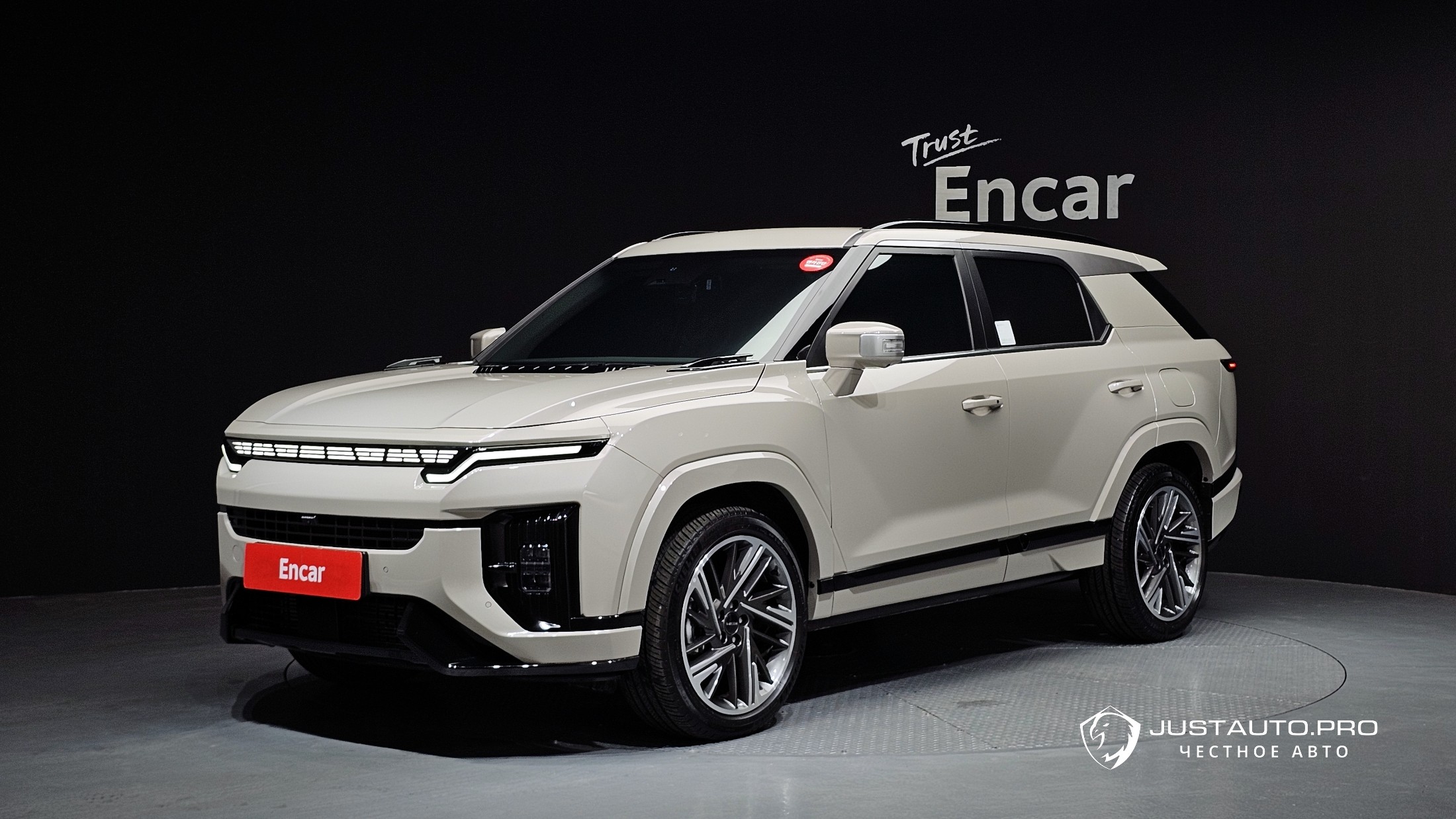 Автомобиль KG_Mobility_Ssangyong Actyon