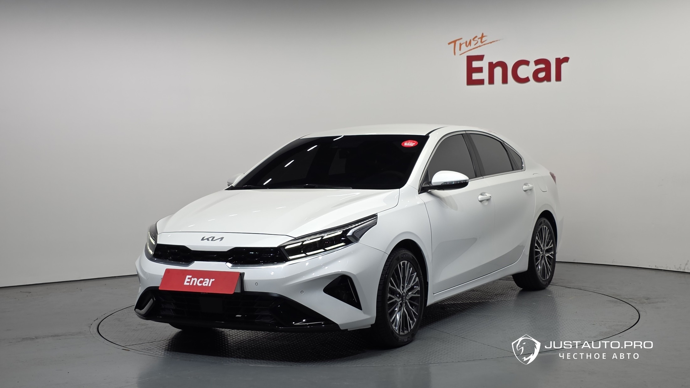 Автомобиль Kia K3