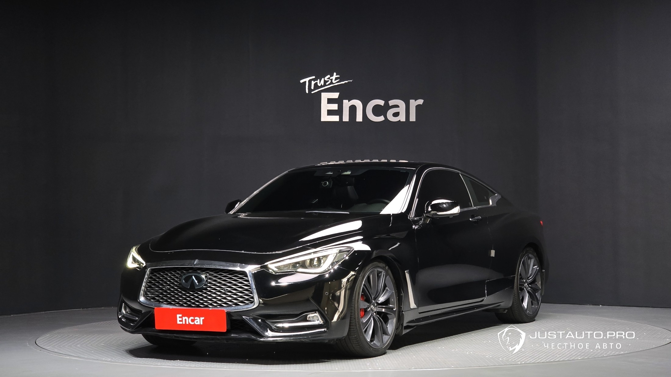 Автомобиль Infiniti Q60