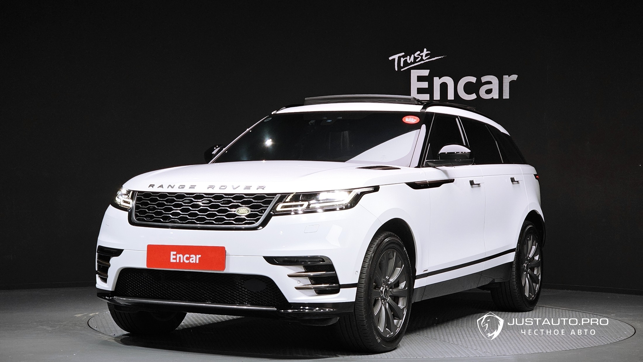 Автомобиль Land Rover Range Rover Velar