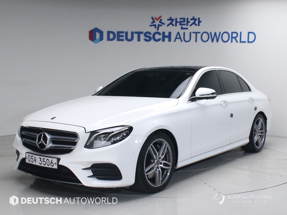 Автомобиль Mercedes-Benz E-Class