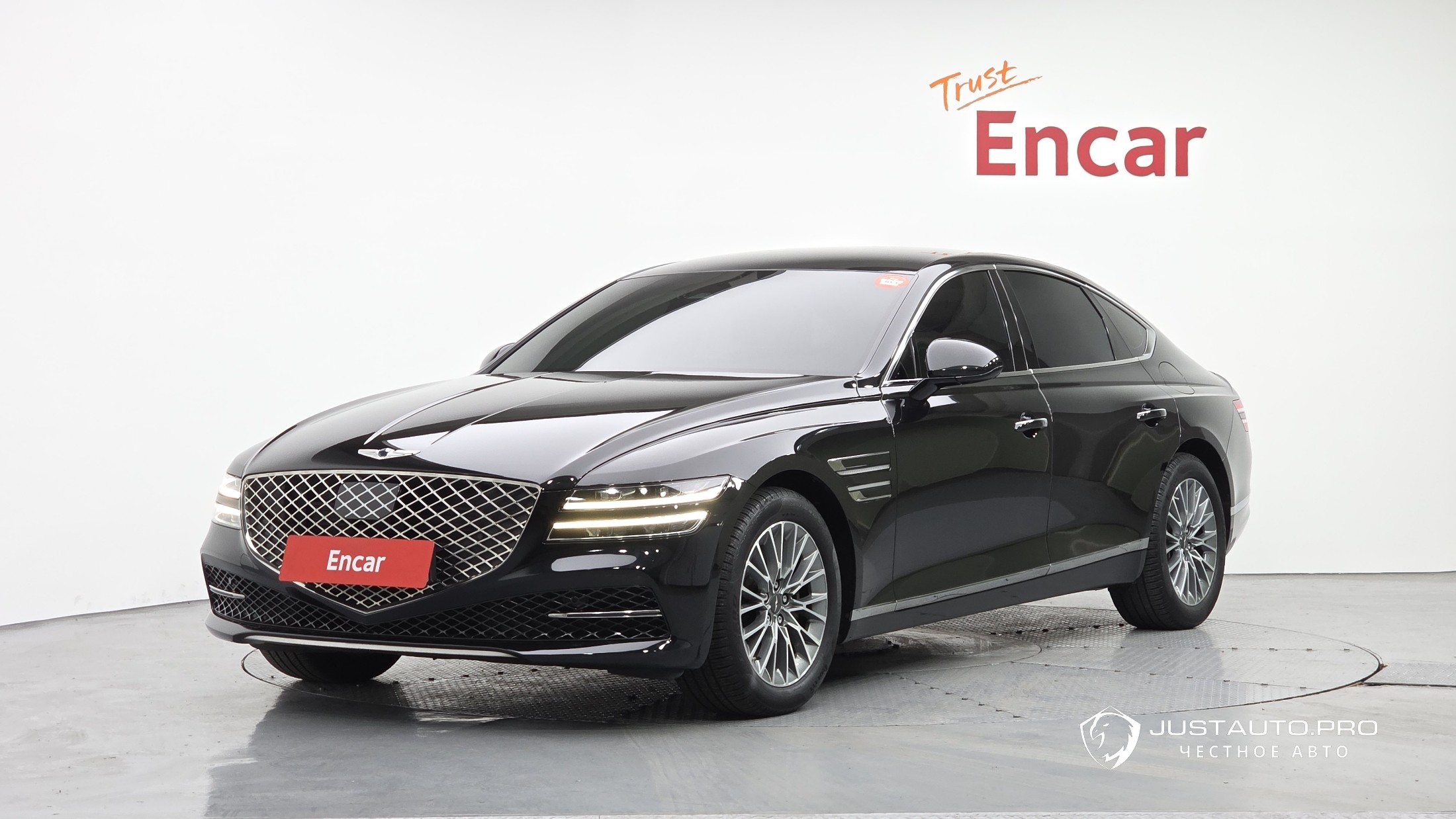 Автомобиль Genesis G80