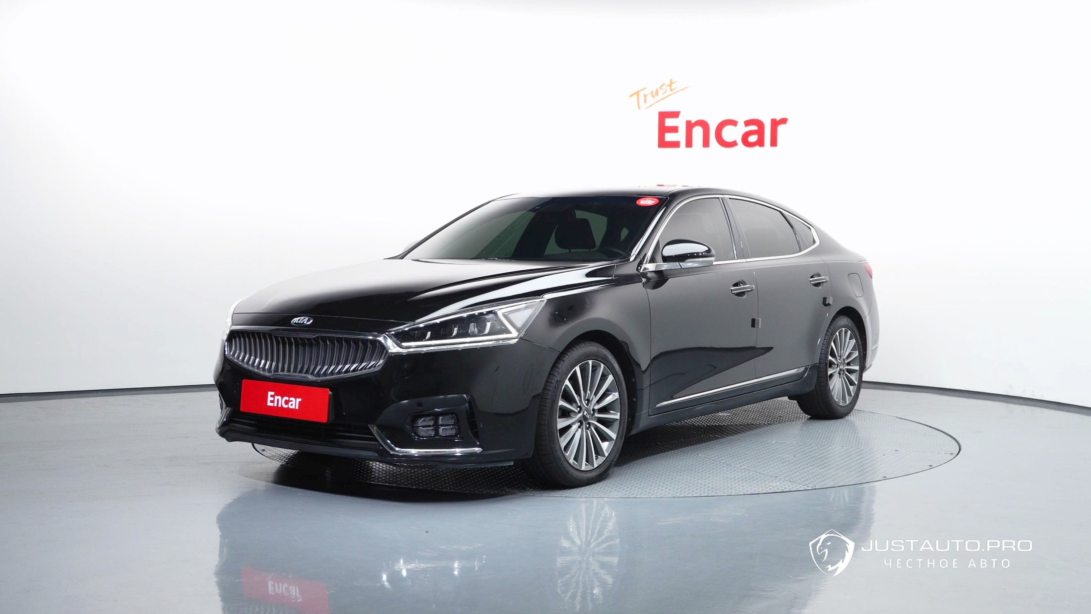 Автомобиль Kia K7