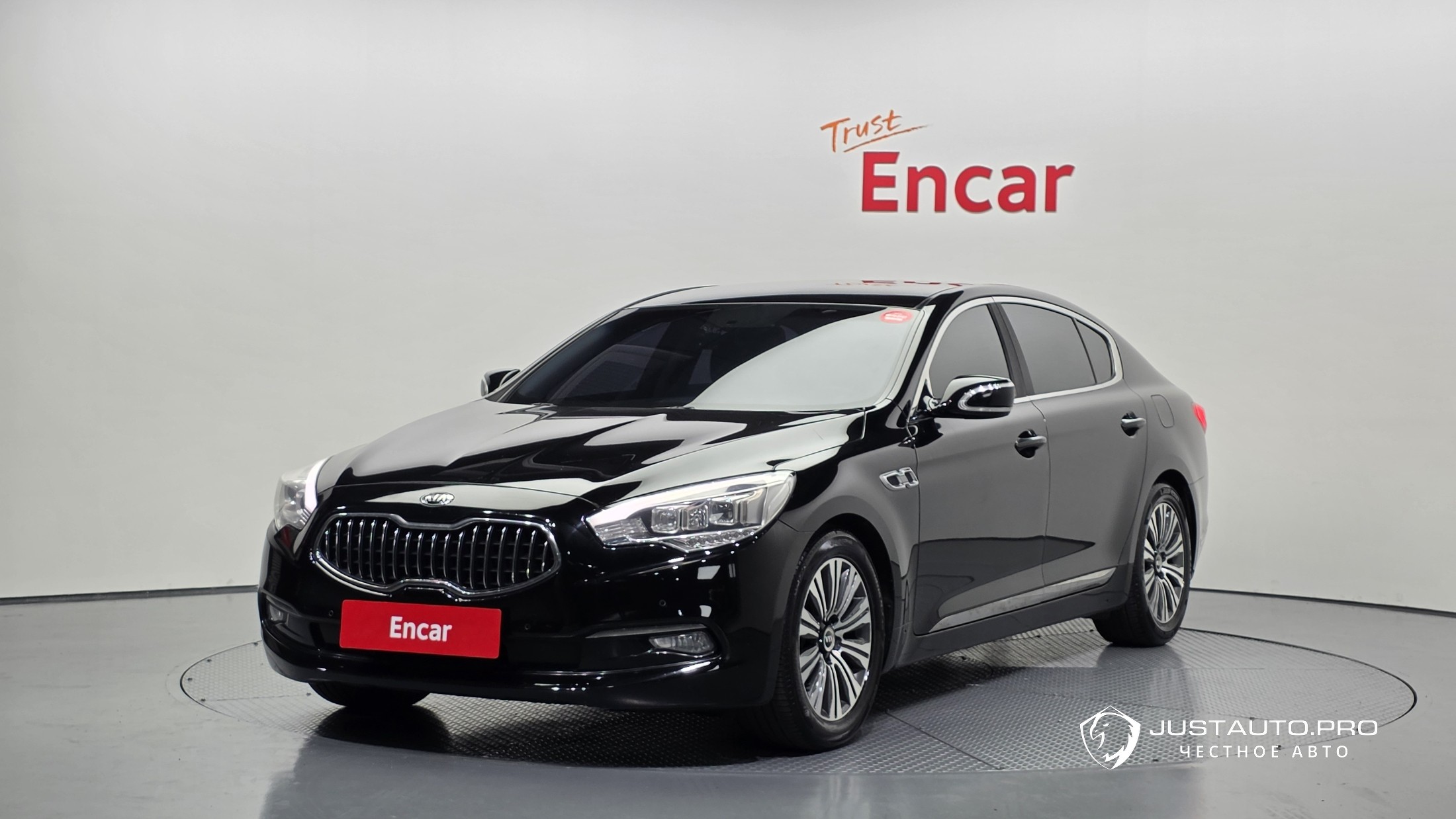 Автомобиль Kia K9