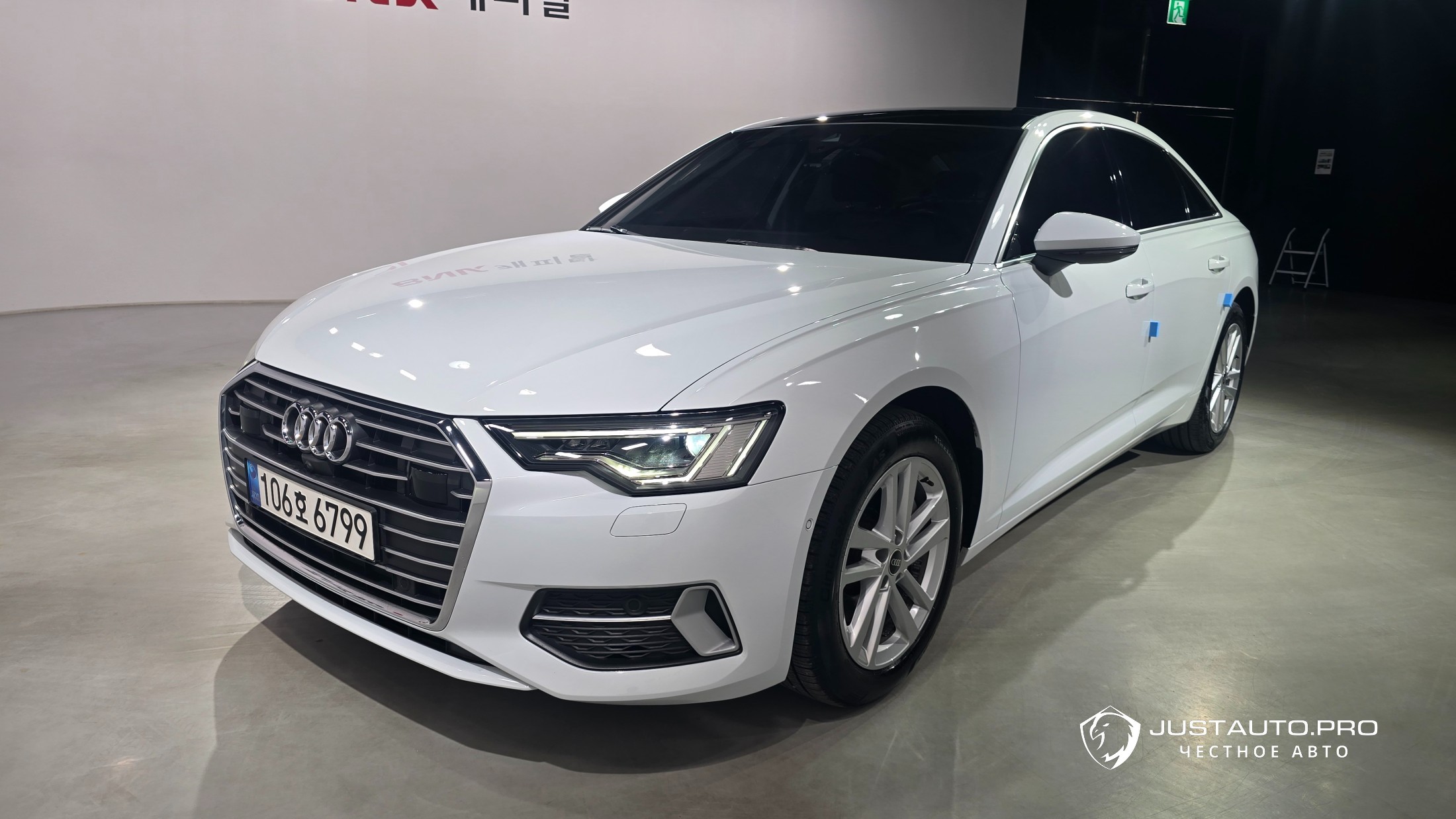 Автомобиль Audi A6