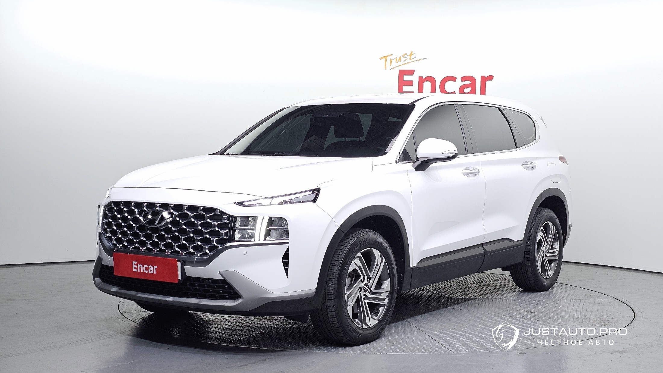 Автомобиль Hyundai Santafe