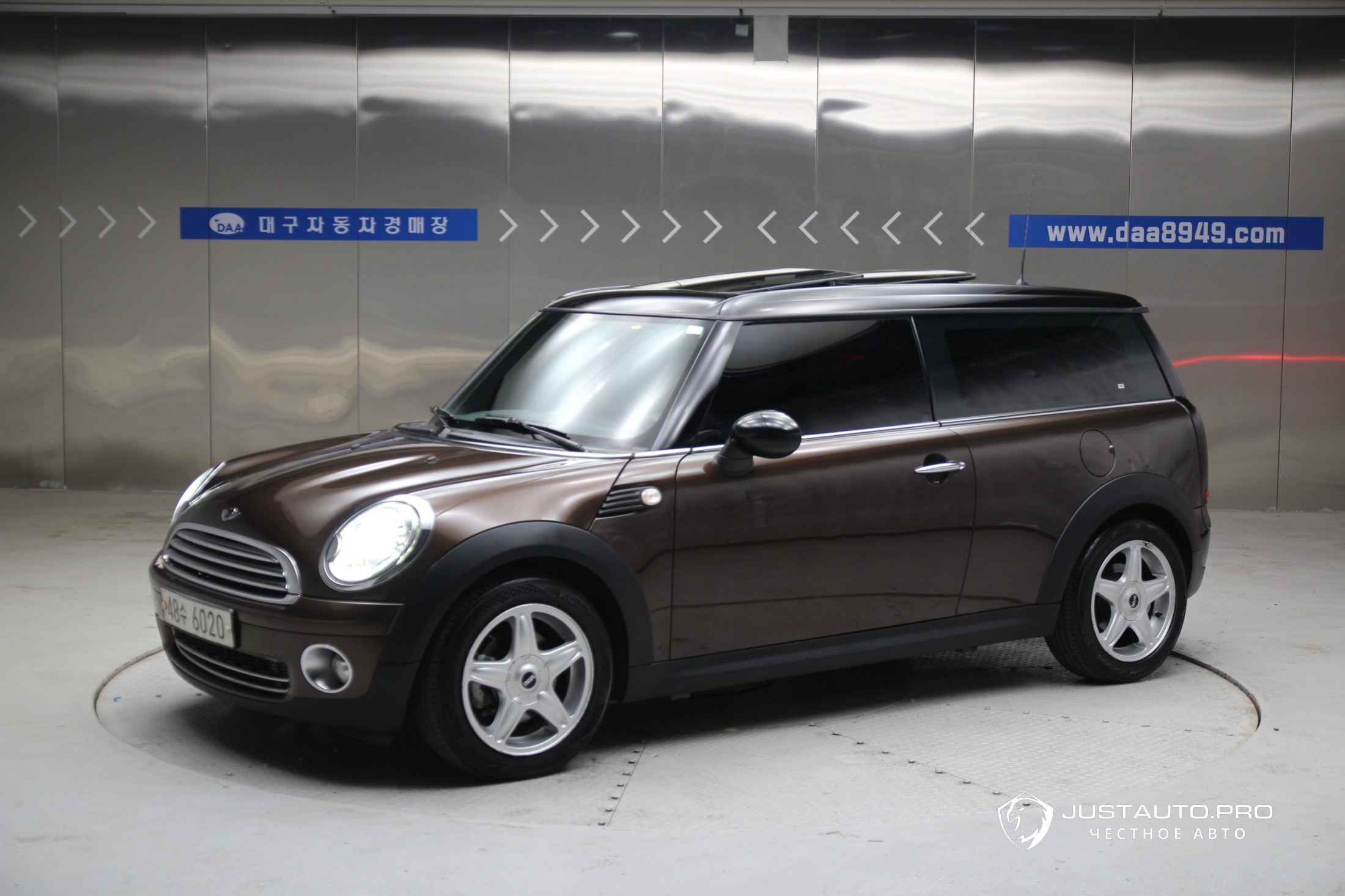 Автомобиль Mini Clubman