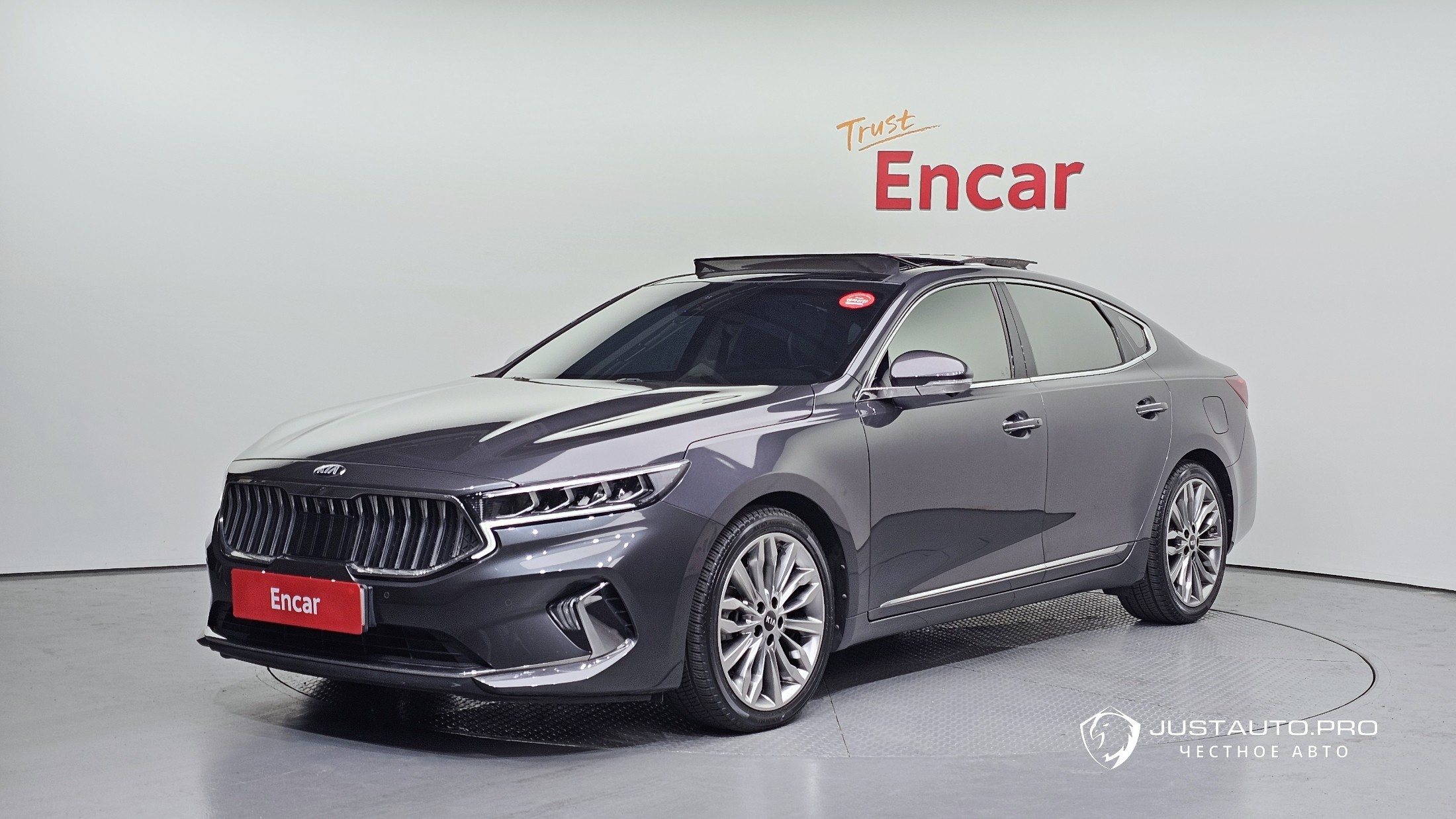 Автомобиль Kia K7