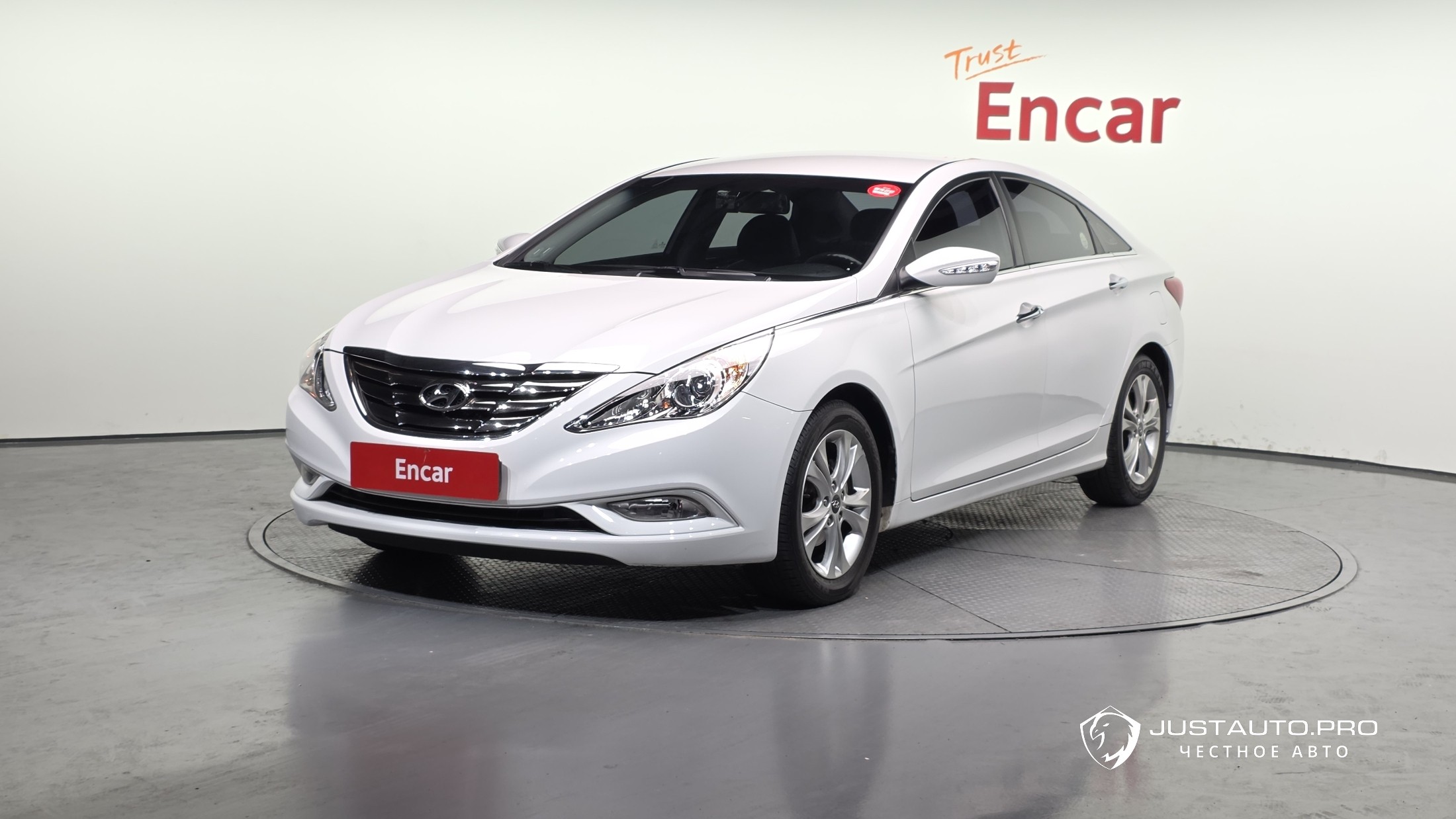 Автомобиль Hyundai Sonata