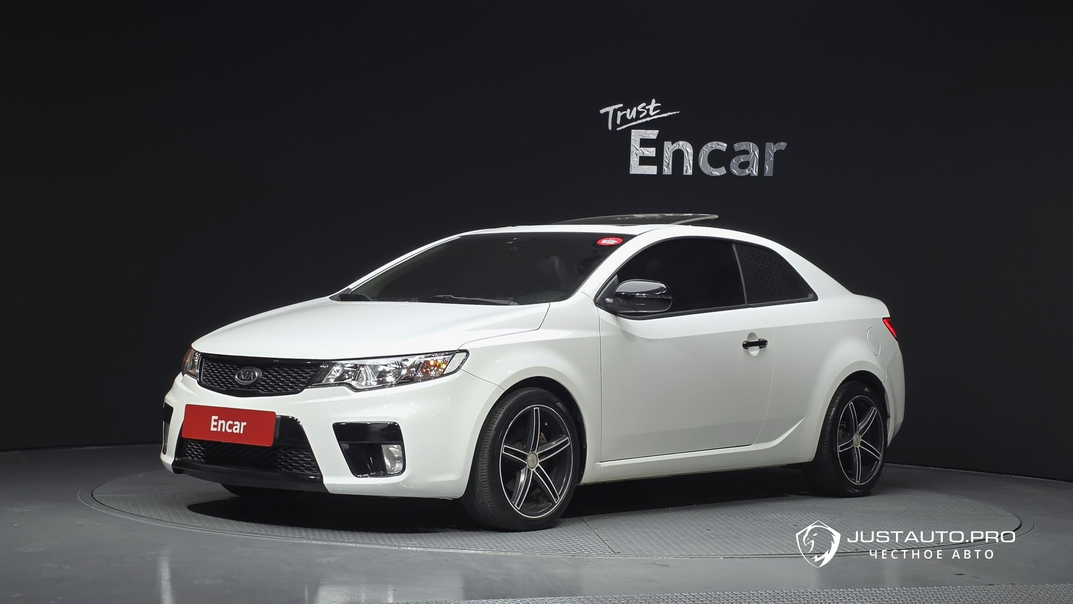 Автомобиль Kia Porte