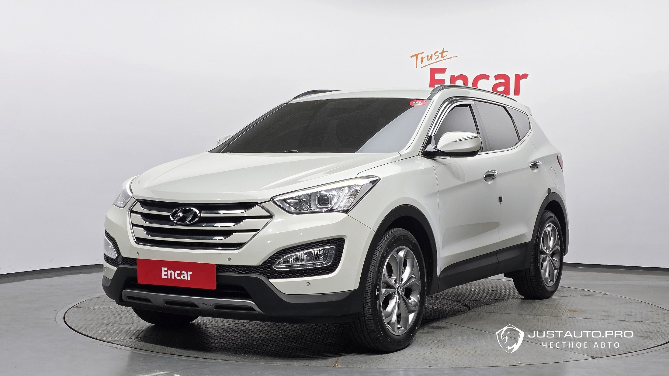 Автомобиль Hyundai Santafe