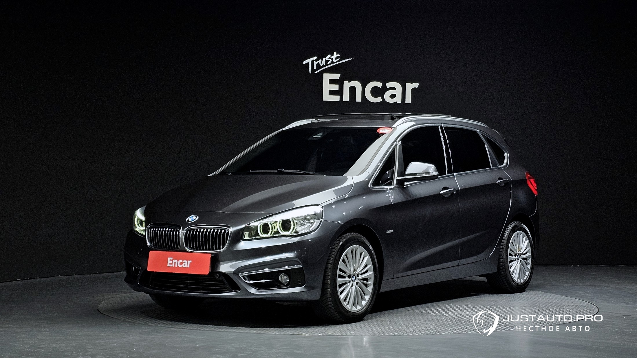 Автомобиль BMW 2-Series